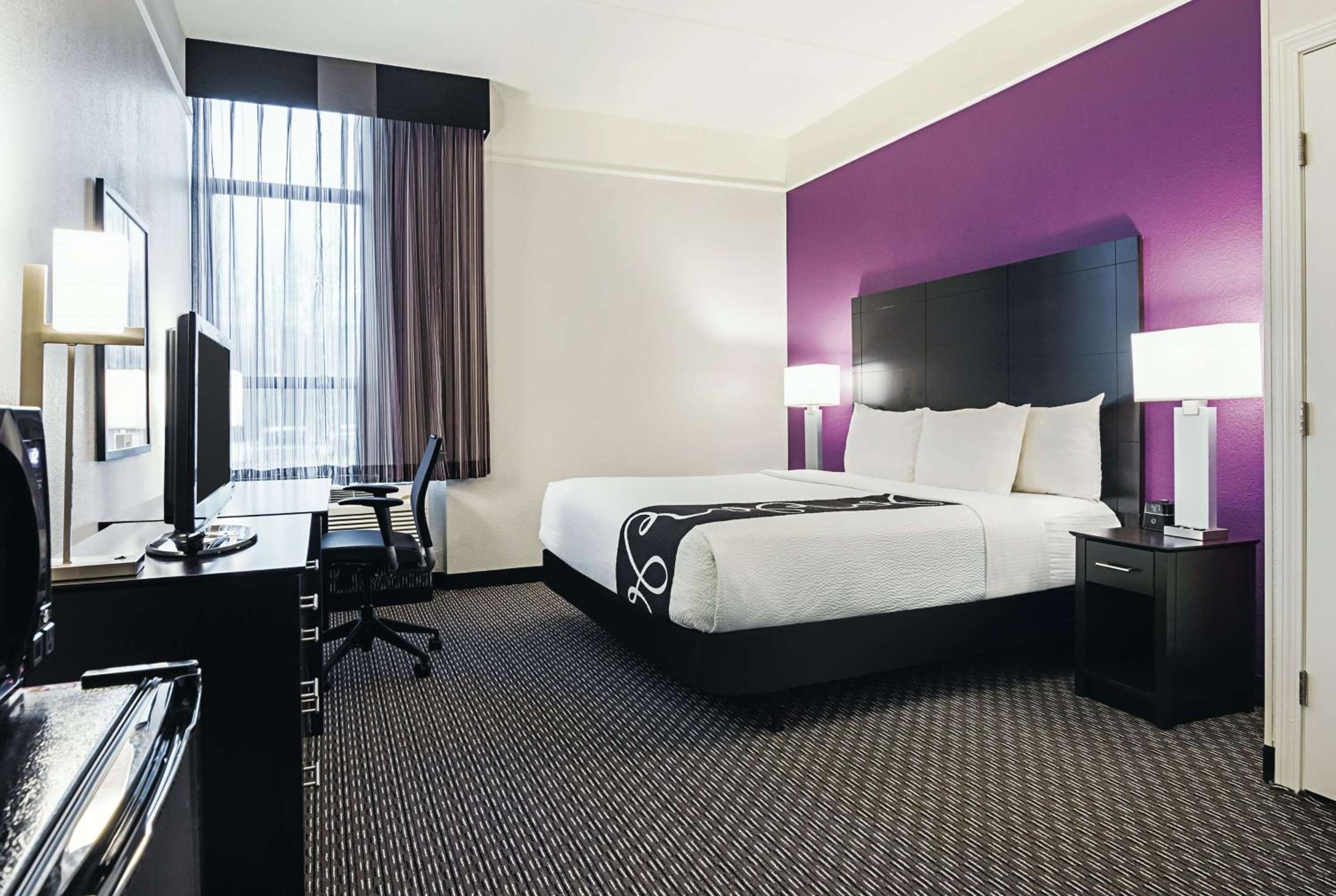 King Room - Mobility Access/Non-Smoking