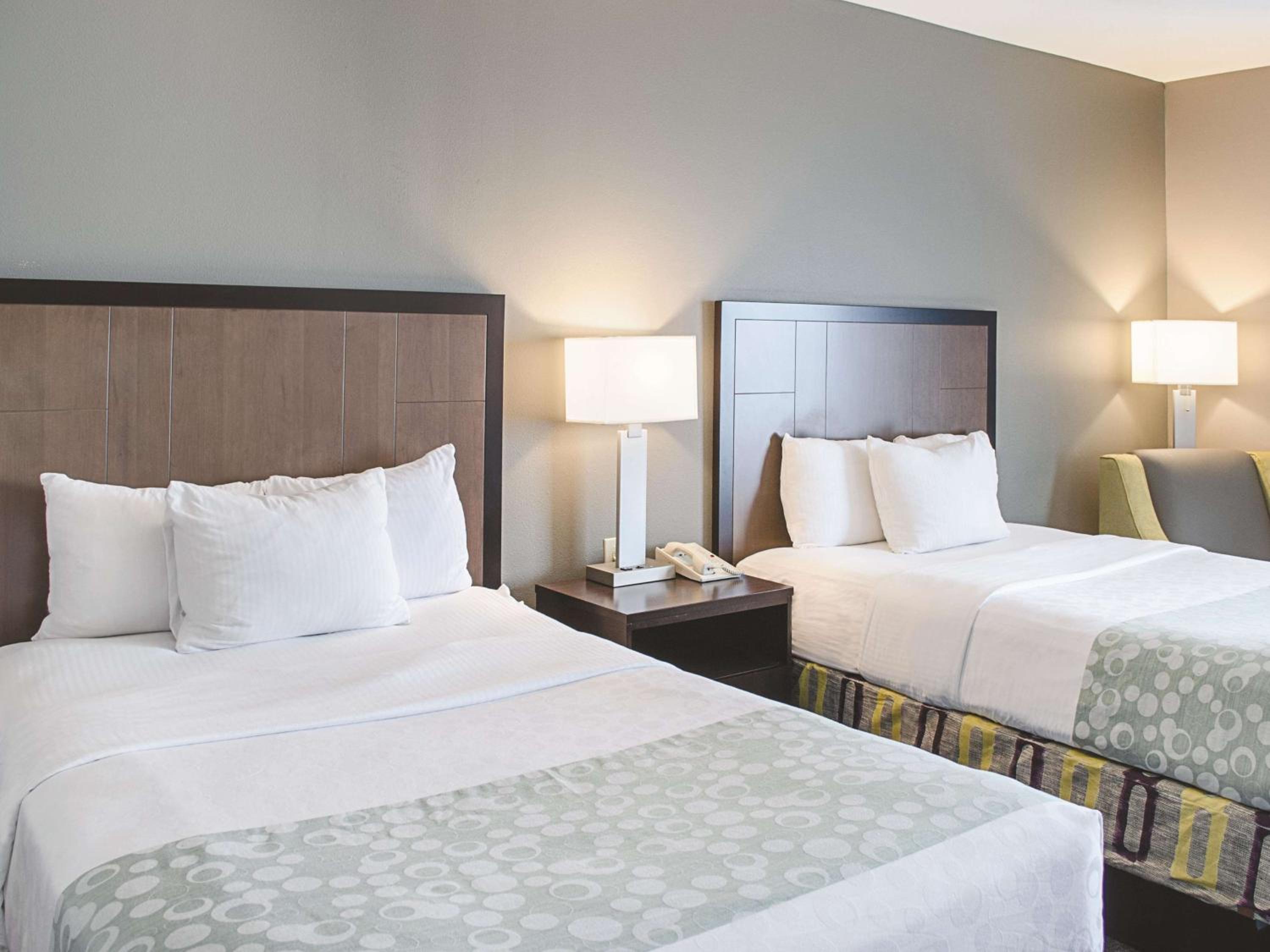 Double Room with Two Double Beds - Non-Smoking - Photo 1