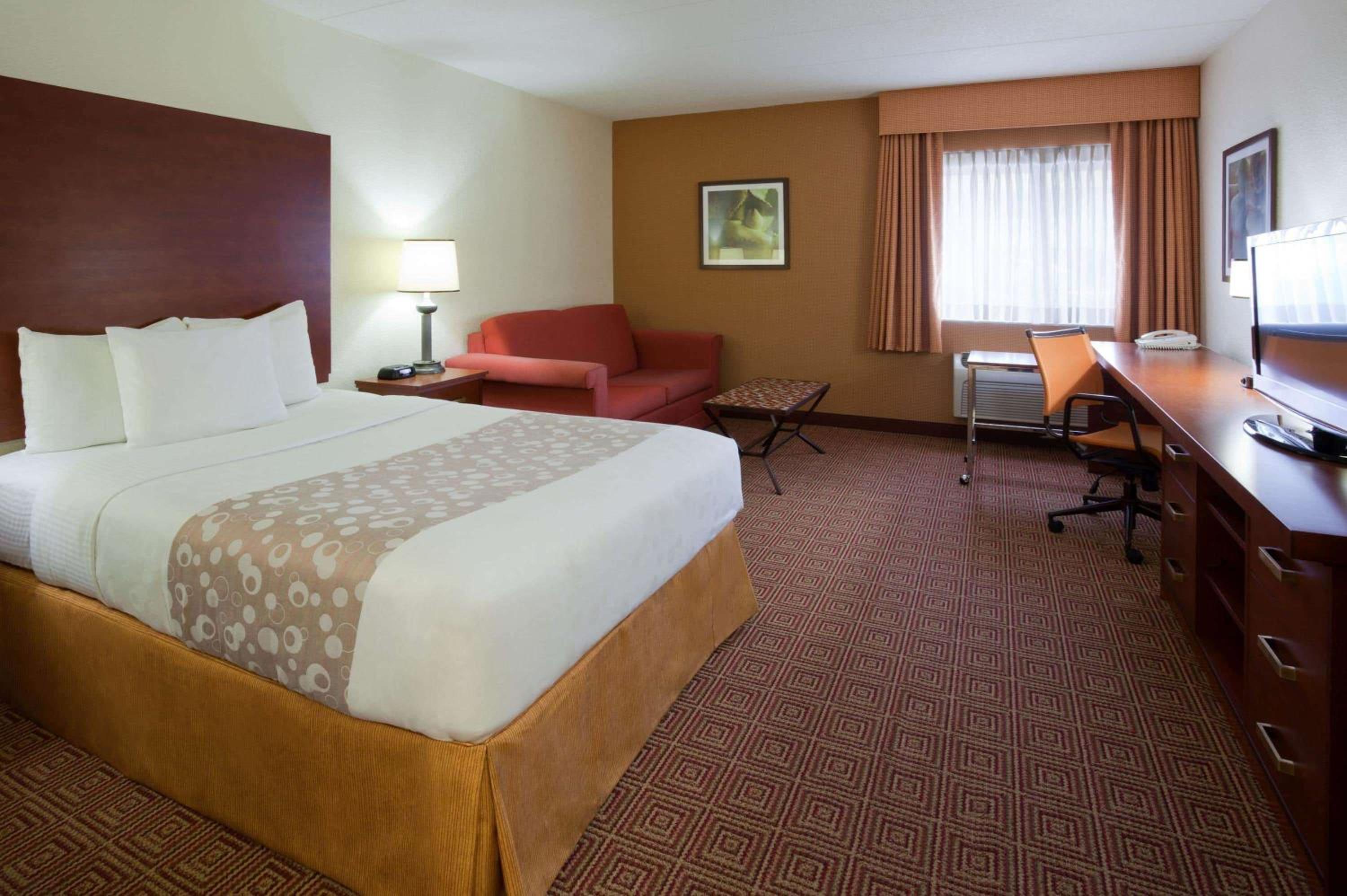Double Room - Disability Access - Photo 1