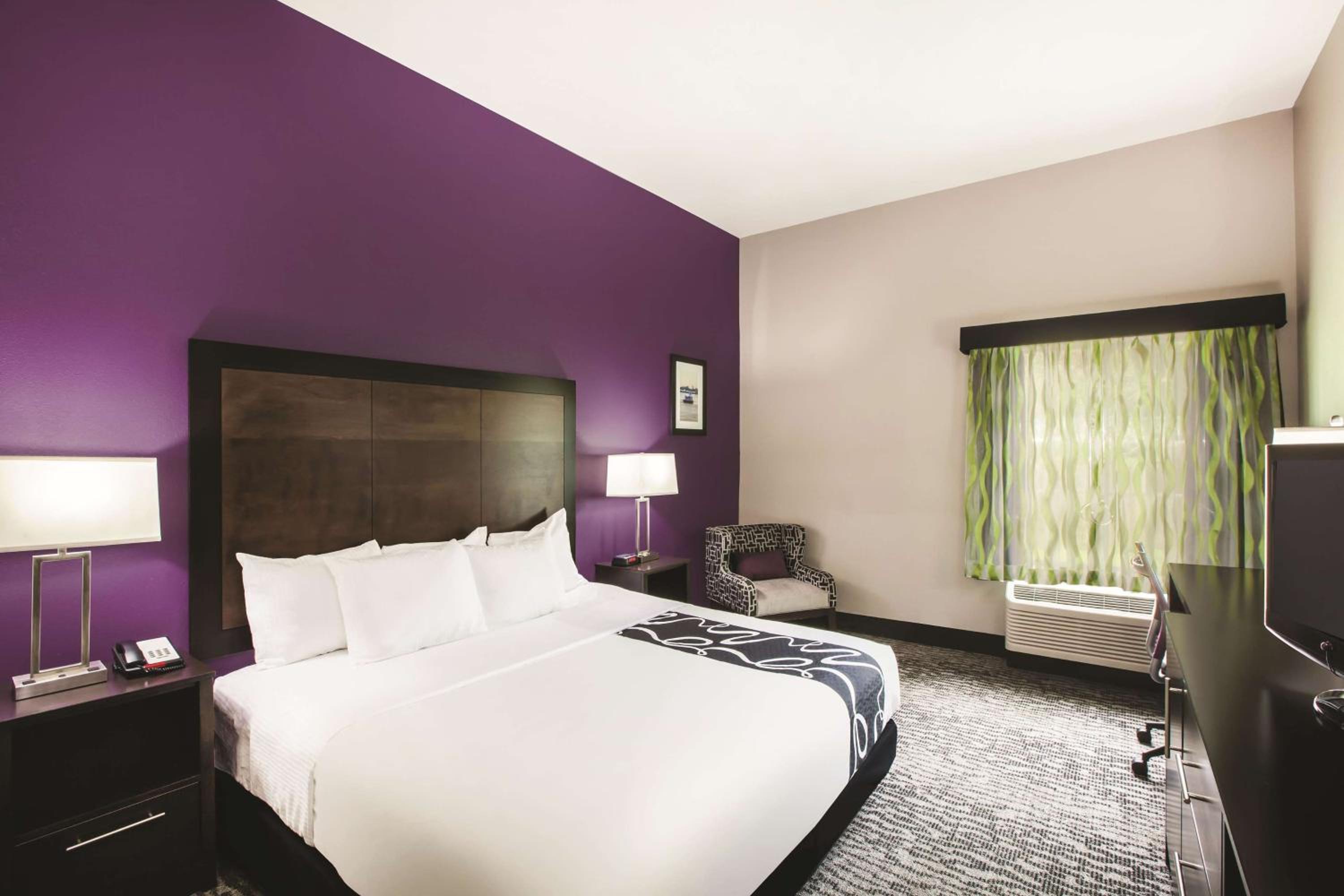 King Room - Mobility Access/Non-Smoking