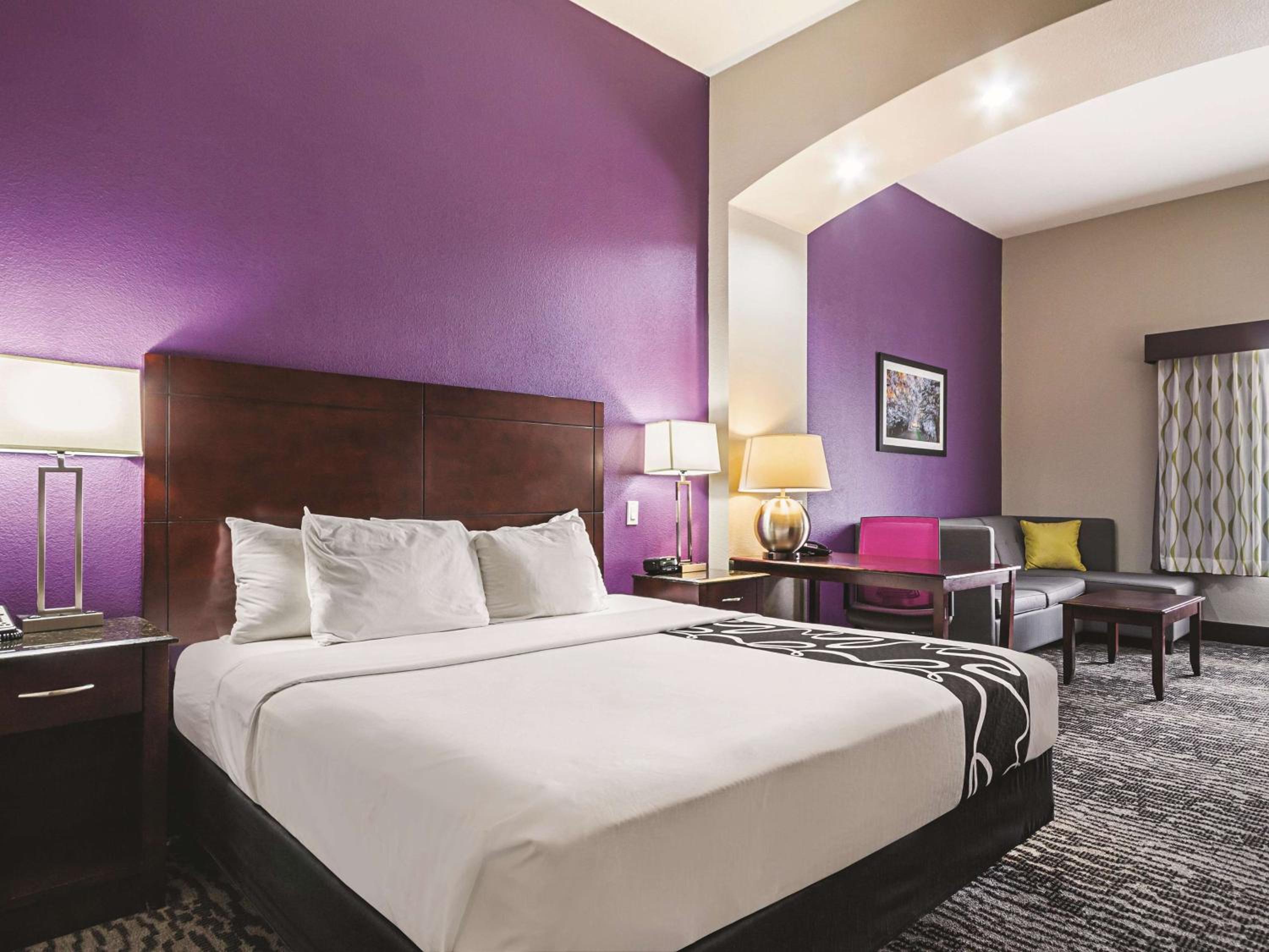 Executive Room - Photo 1