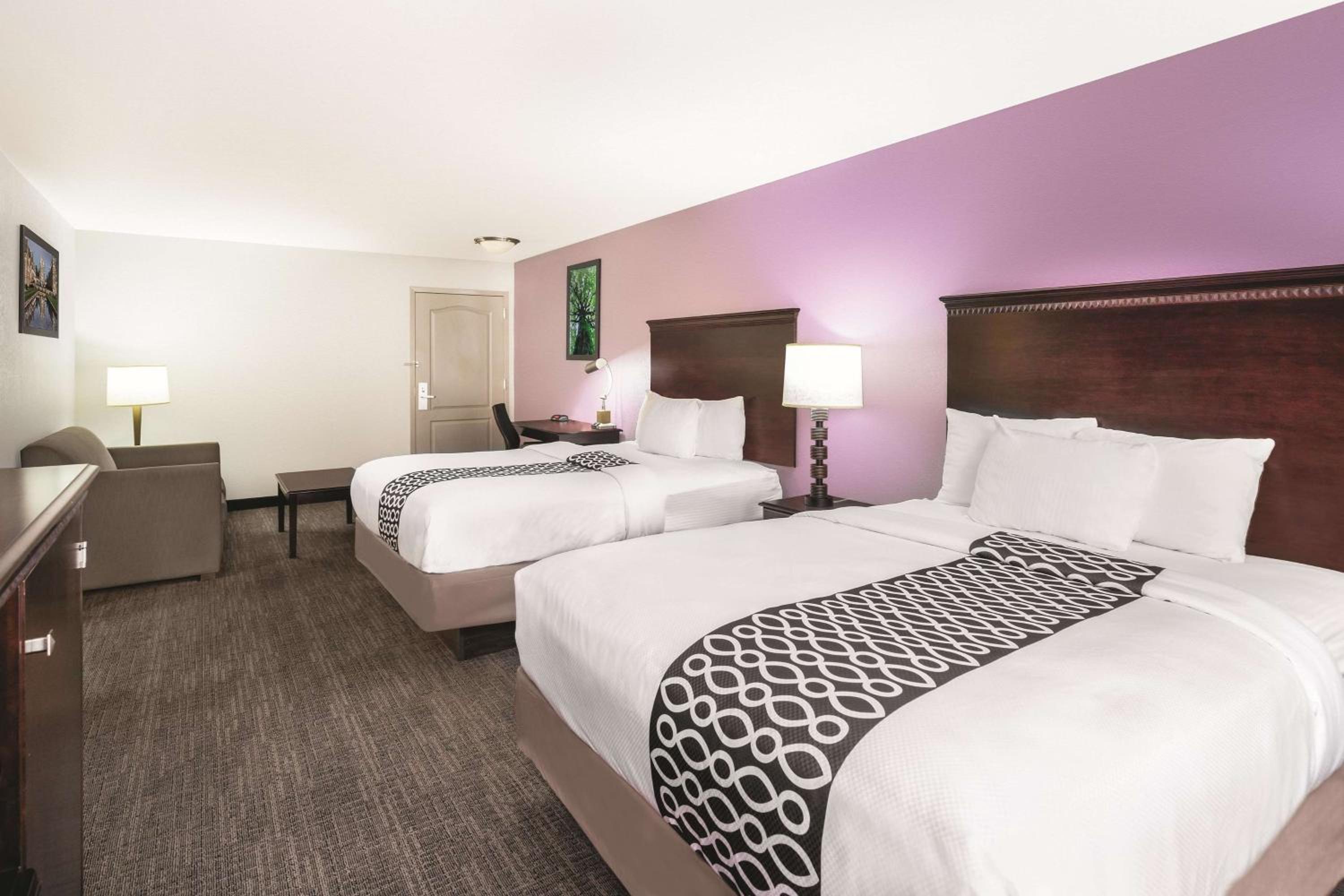 Studio Suite with Two Queen Beds - Non-Smoking - Photo 1