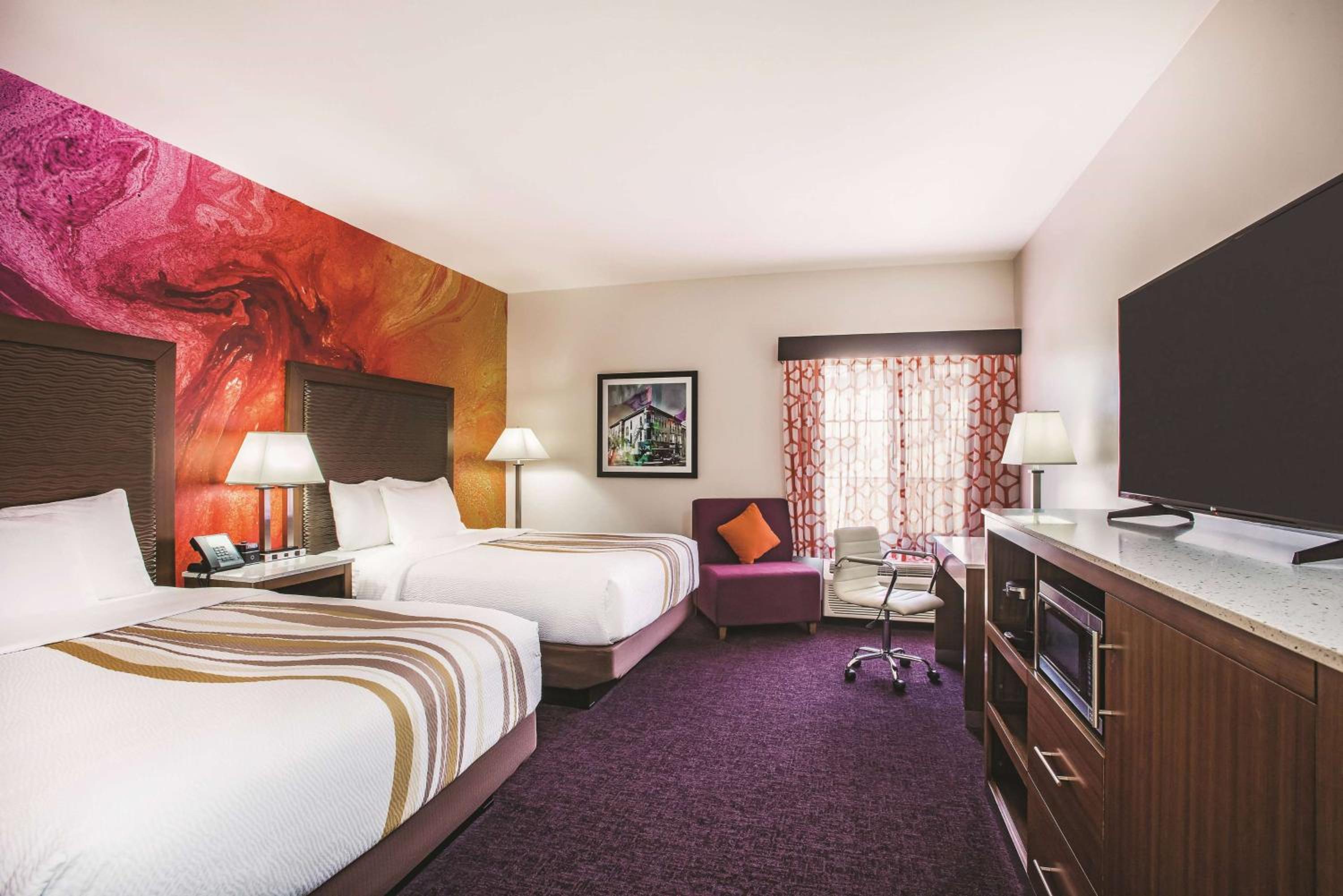 Queen Room with Two Queen Beds and Mobility/Hearing Access - Non-Smoking - Photo 1