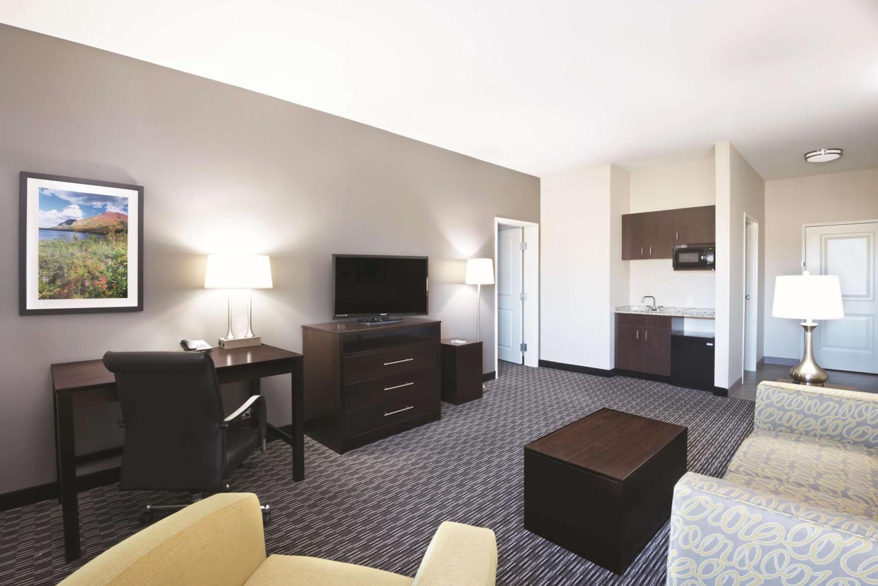 Suite with Two Queen Beds - Non-Smoking photo 1