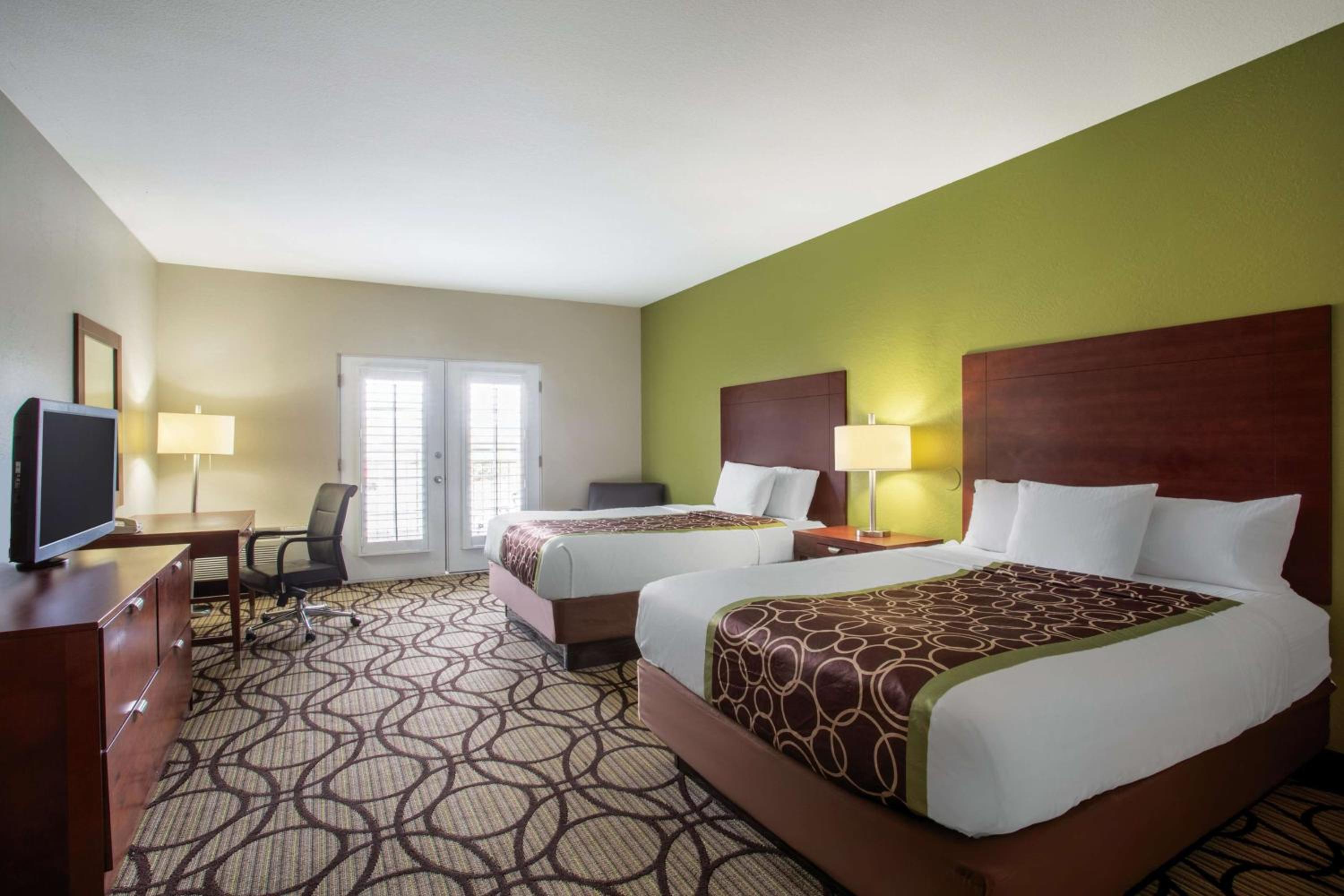Queen Room with Two Queen Beds - (Pet Friendly 1st Floor only) - Non-Smoking