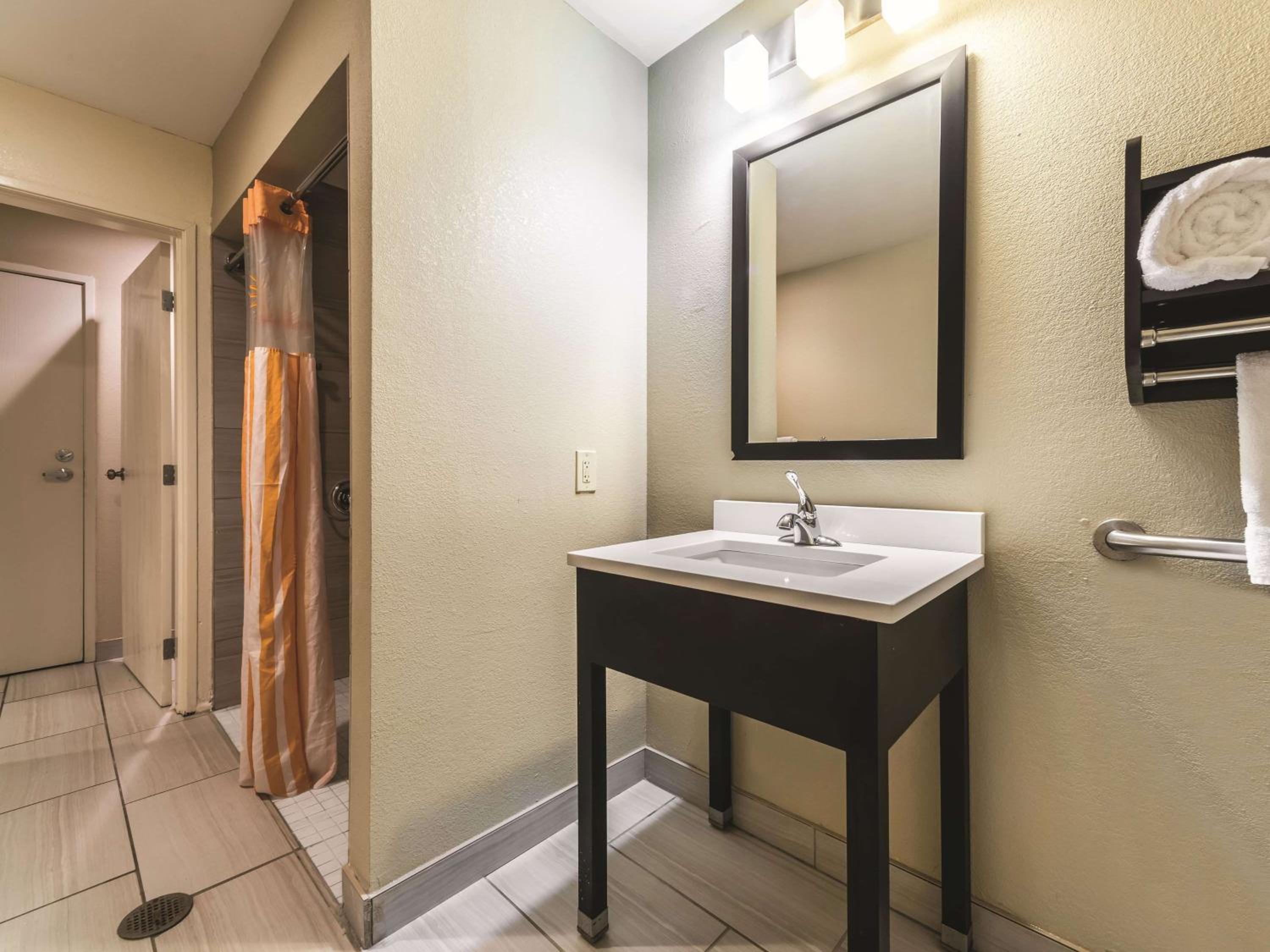 La Quinta by Wyndham Collinsville - St. Louis, 사진 3