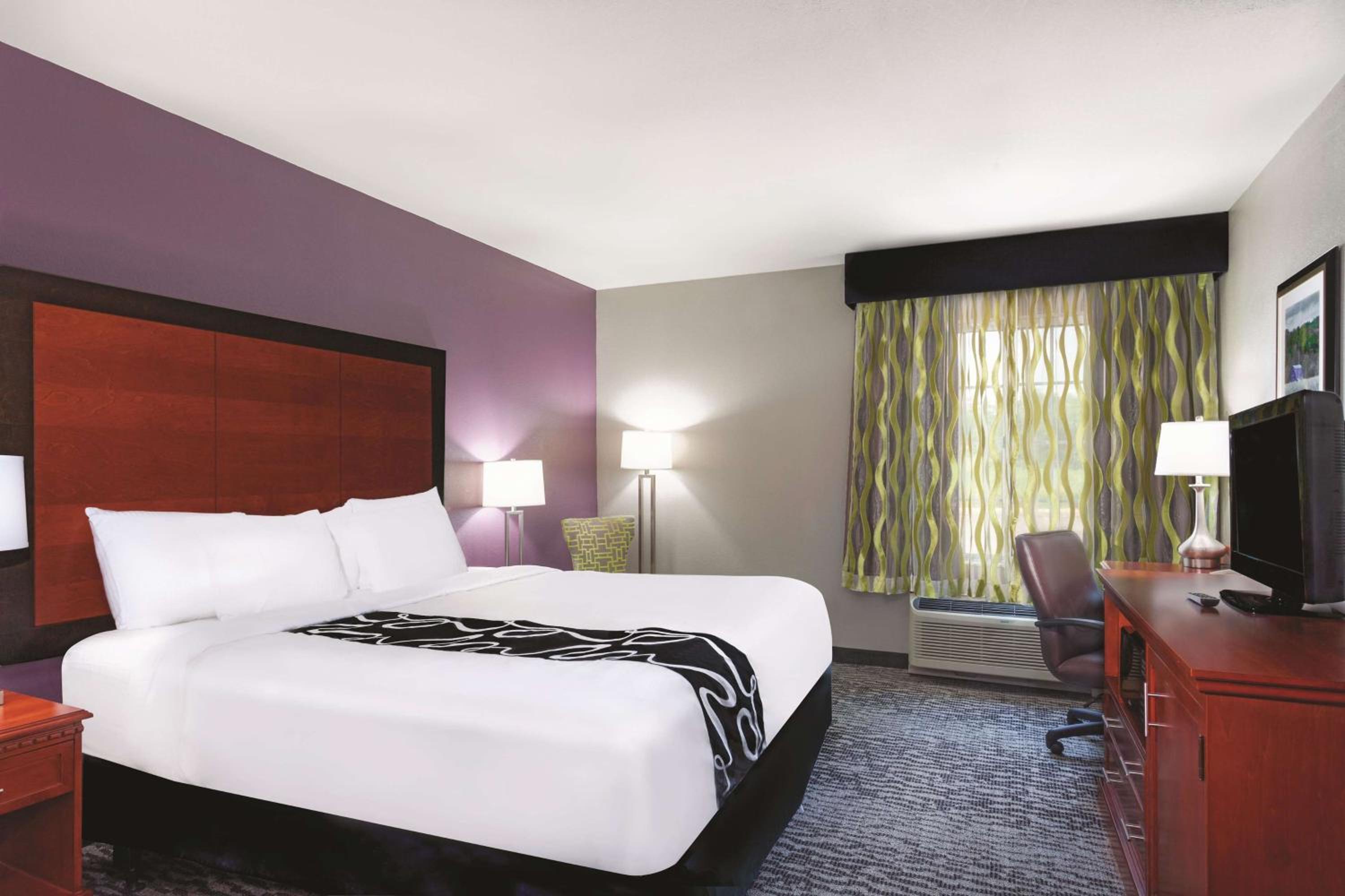 King Room - Disability Access photo 1