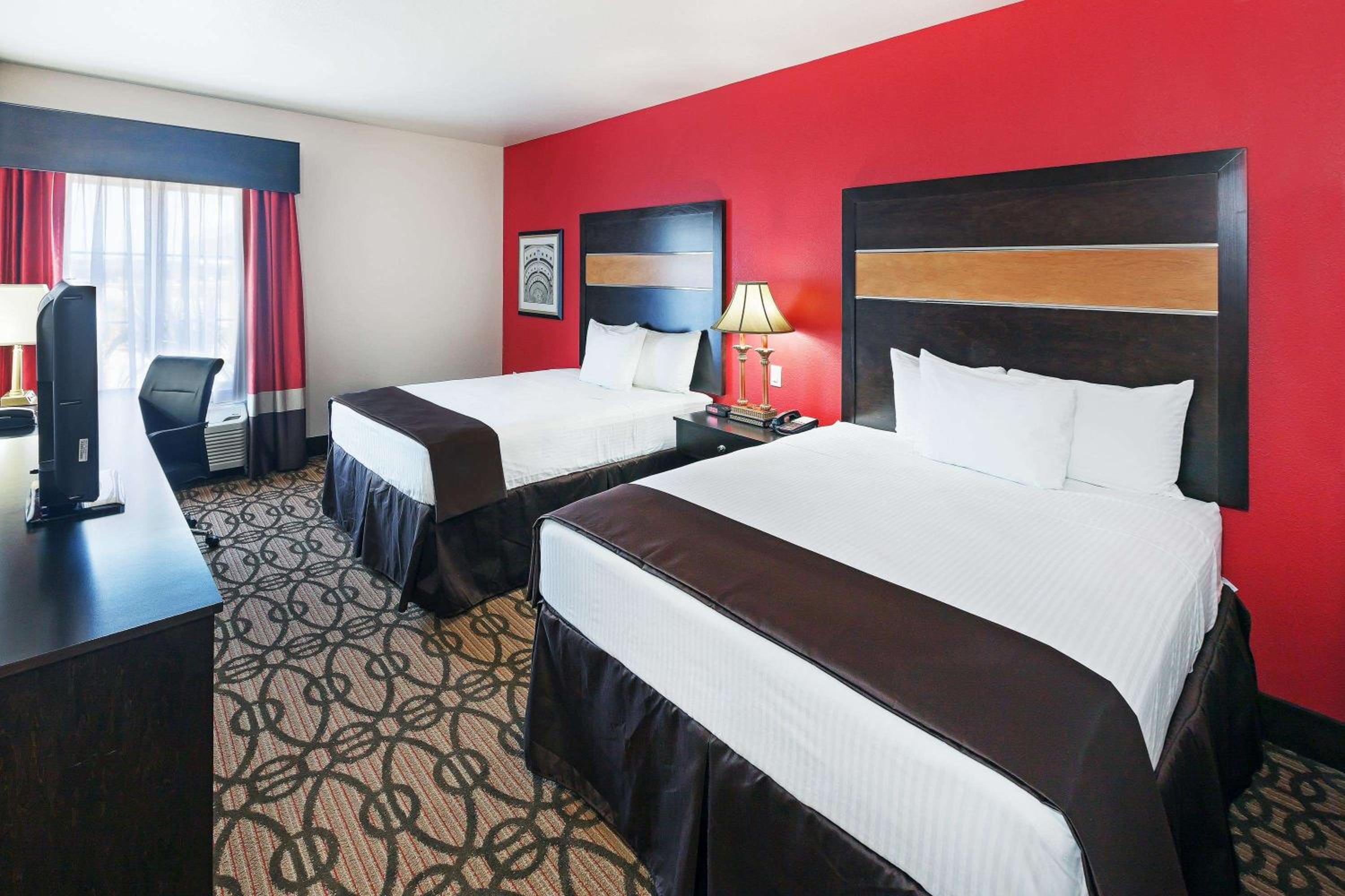 Deluxe Queen Room with Two Queen Beds - Photo 1