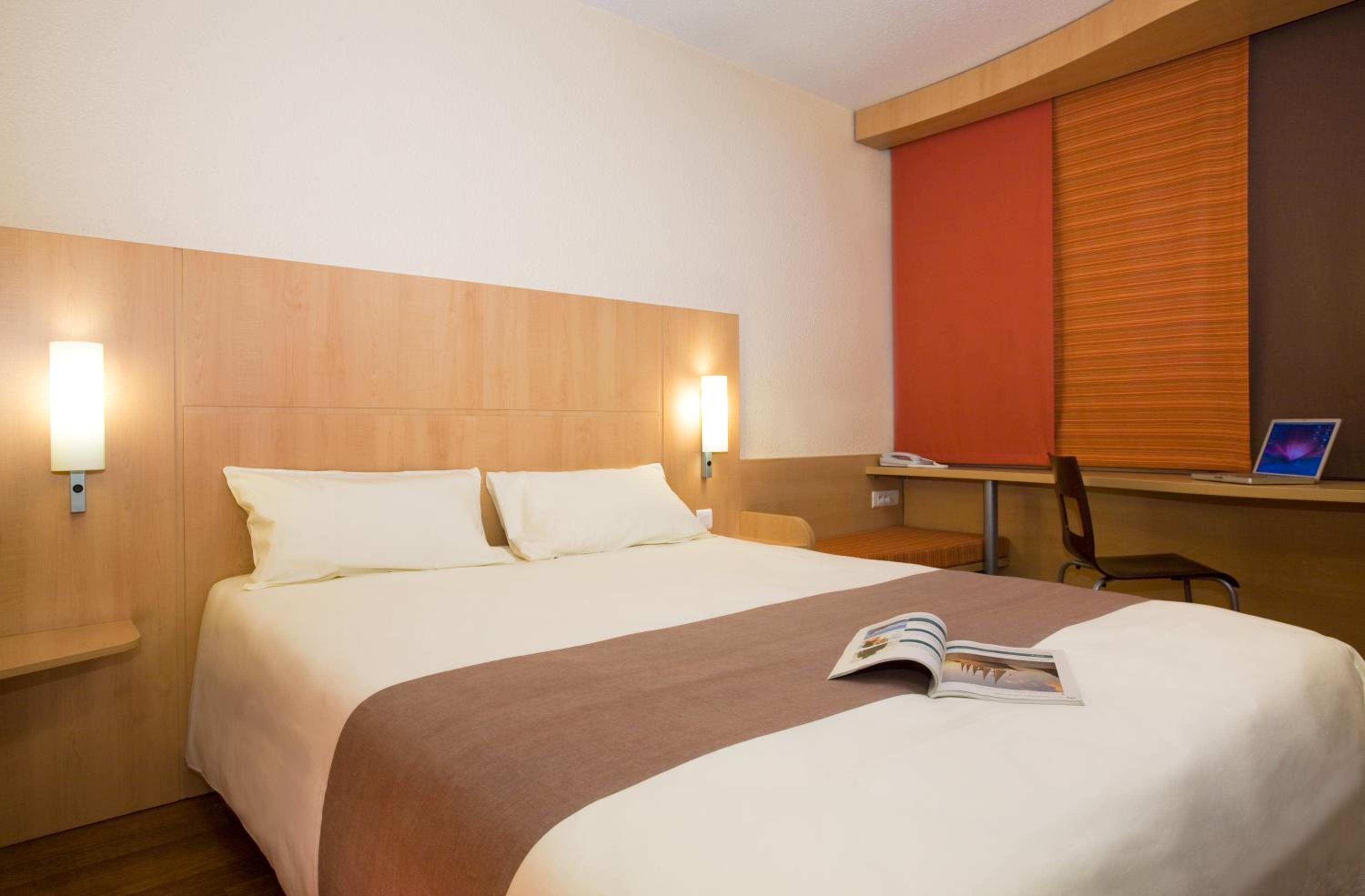 Double Room - Photo 10