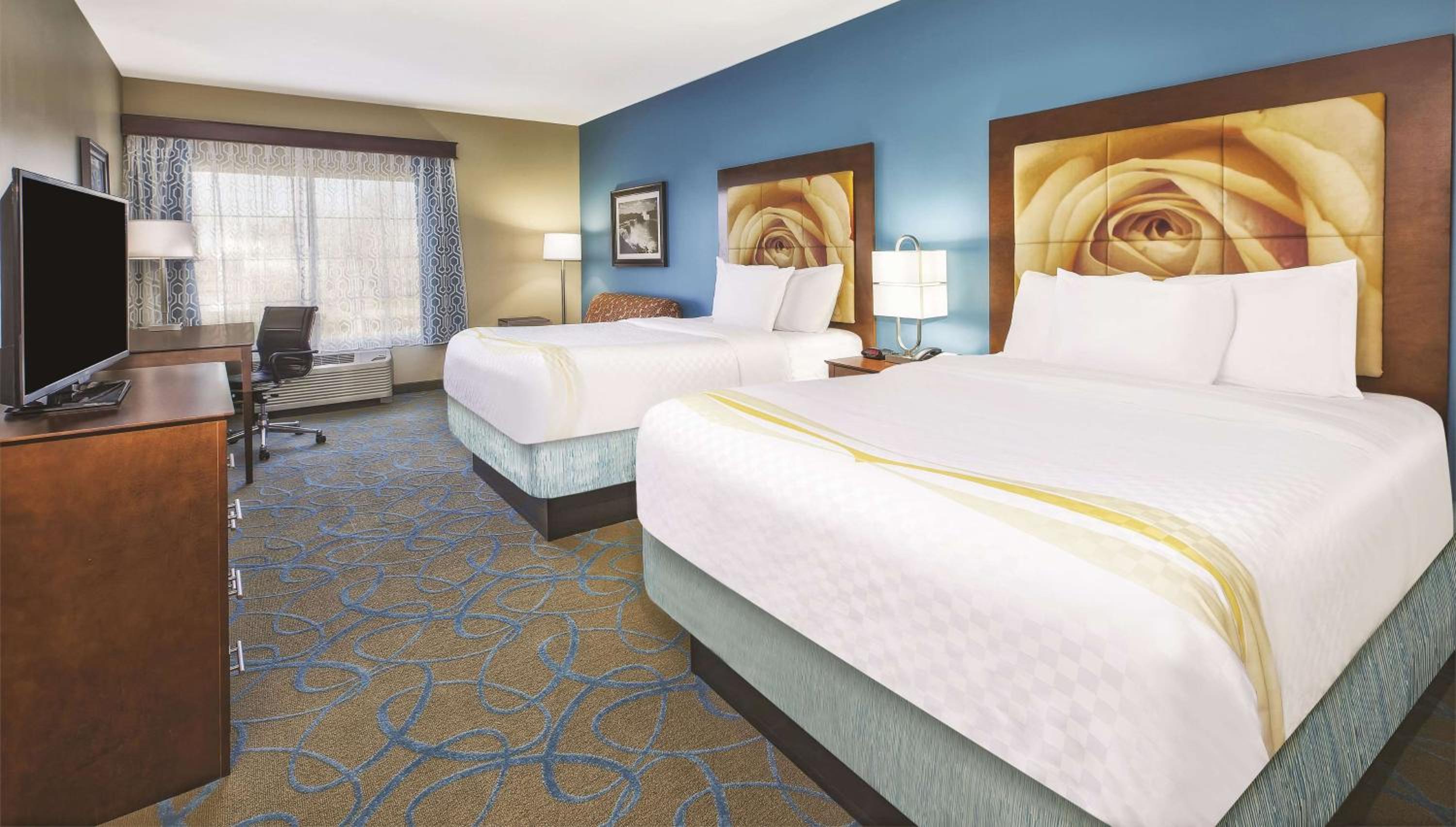 Suite with Two Queen Beds - Non-Smoking photo 1