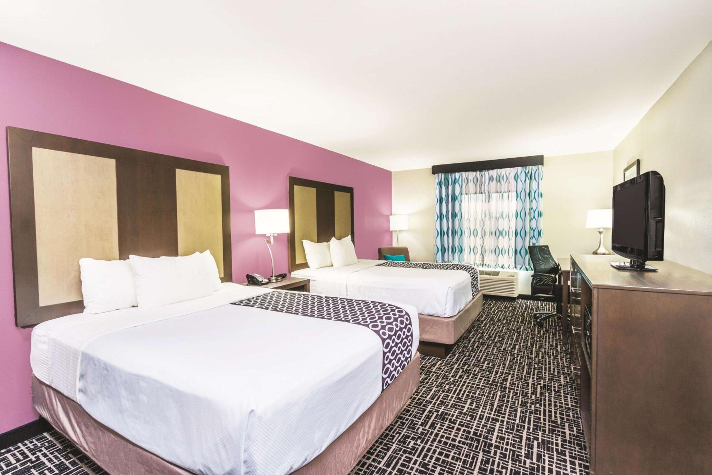 Queen Room with Two Queen Beds - Photo 1