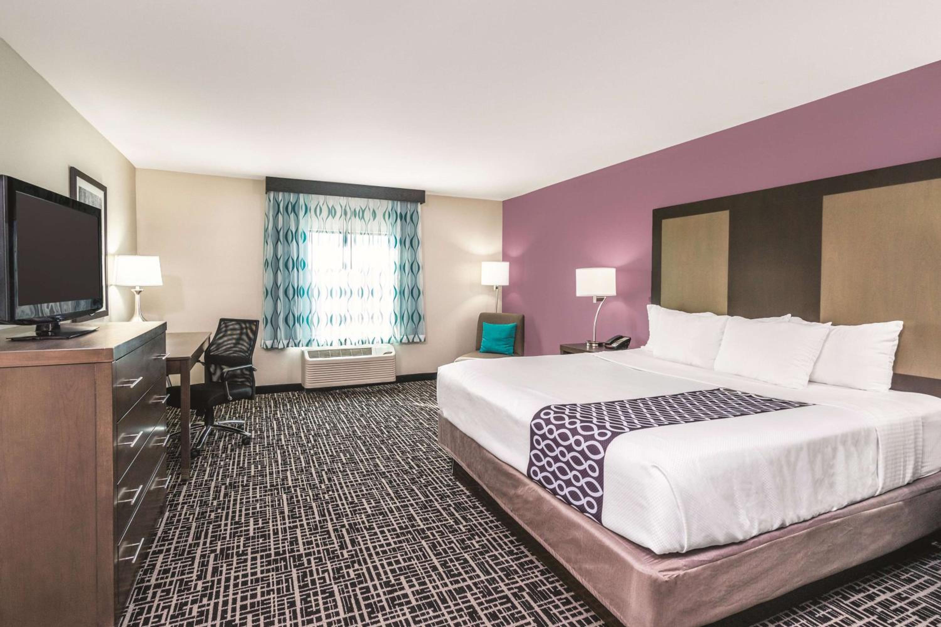 King Room - Mobility Accessible/Non-Smoking - Photo 1