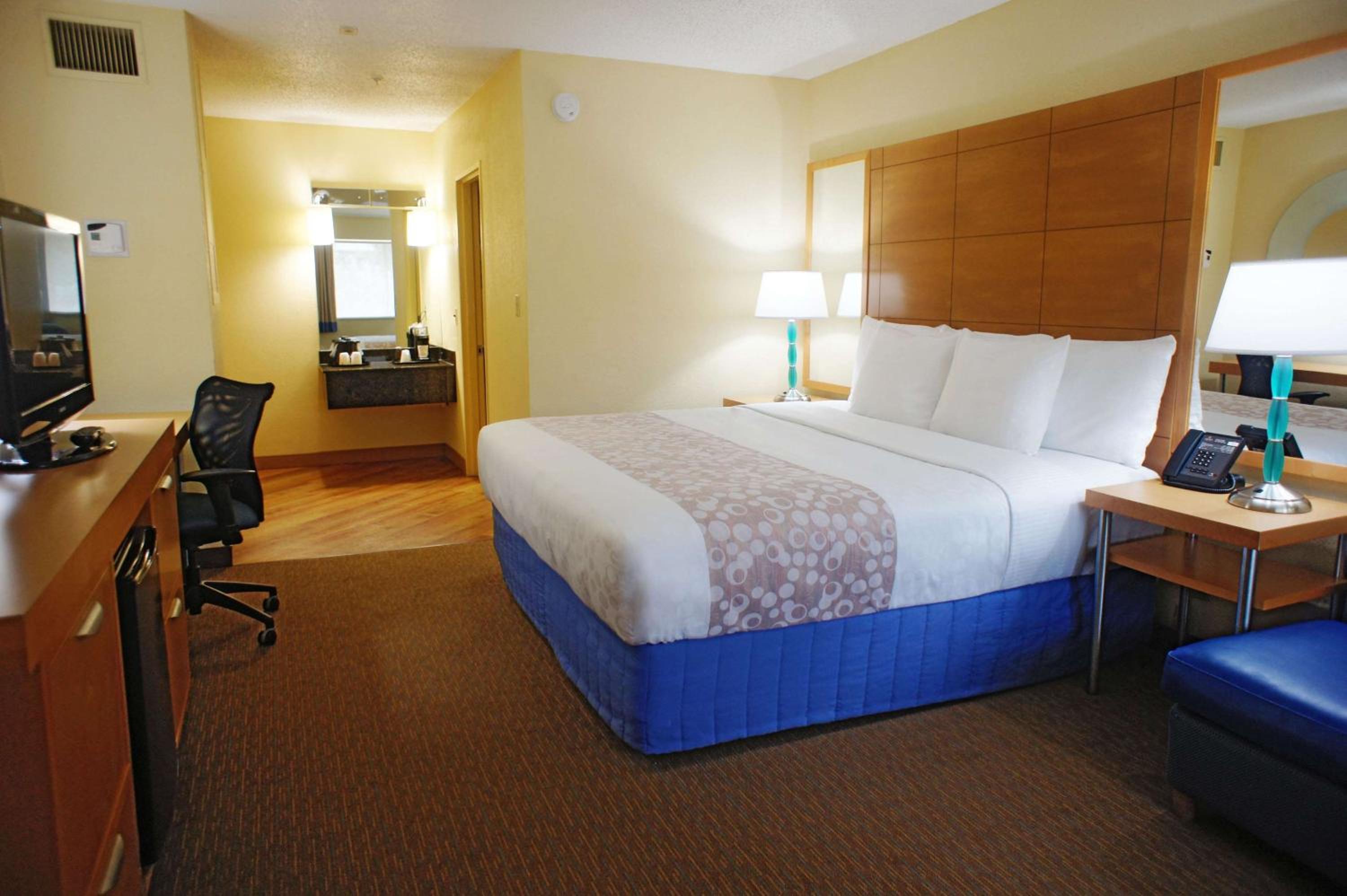 King Room - Disability Access photo 1