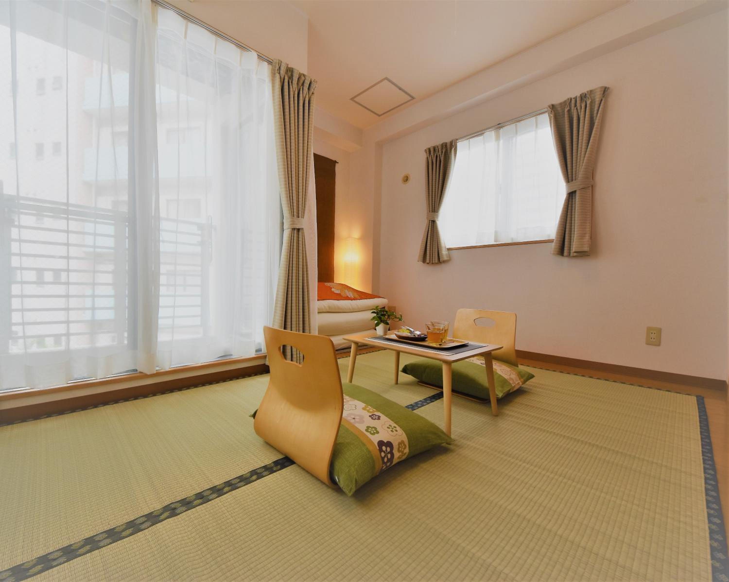 One-Bedroom Apartment - Photo 24
