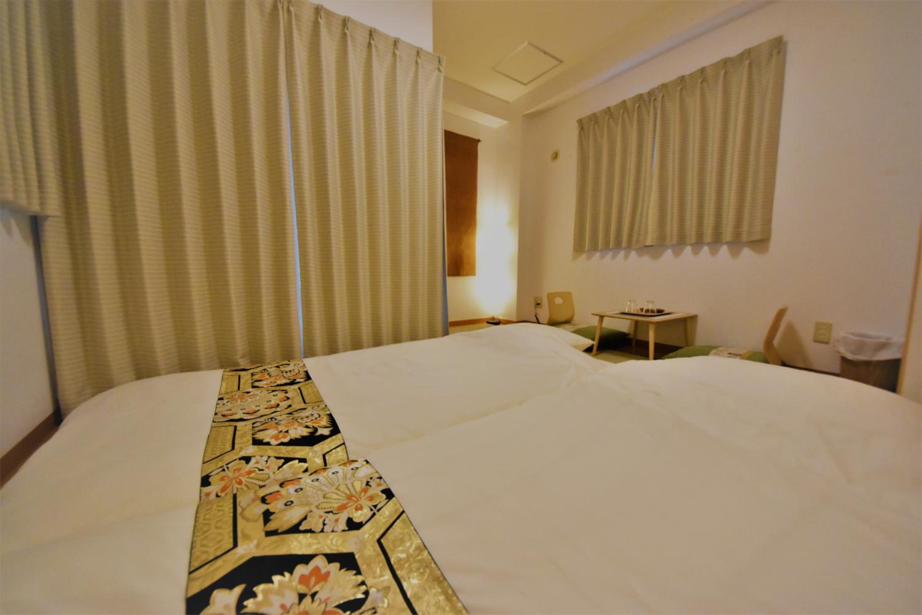 One-Bedroom Apartment - Photo 17