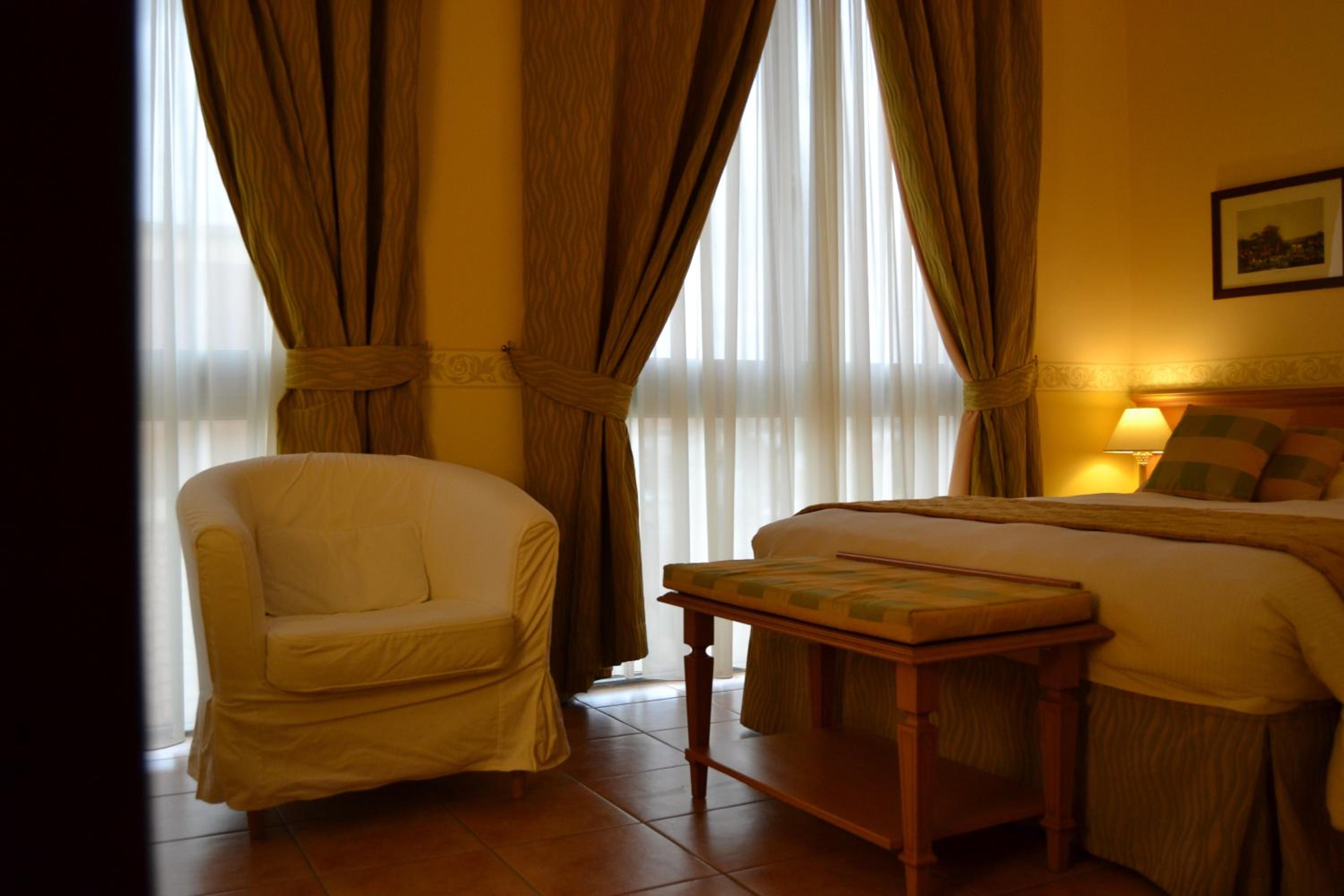 Royal Double Room - Photo 7