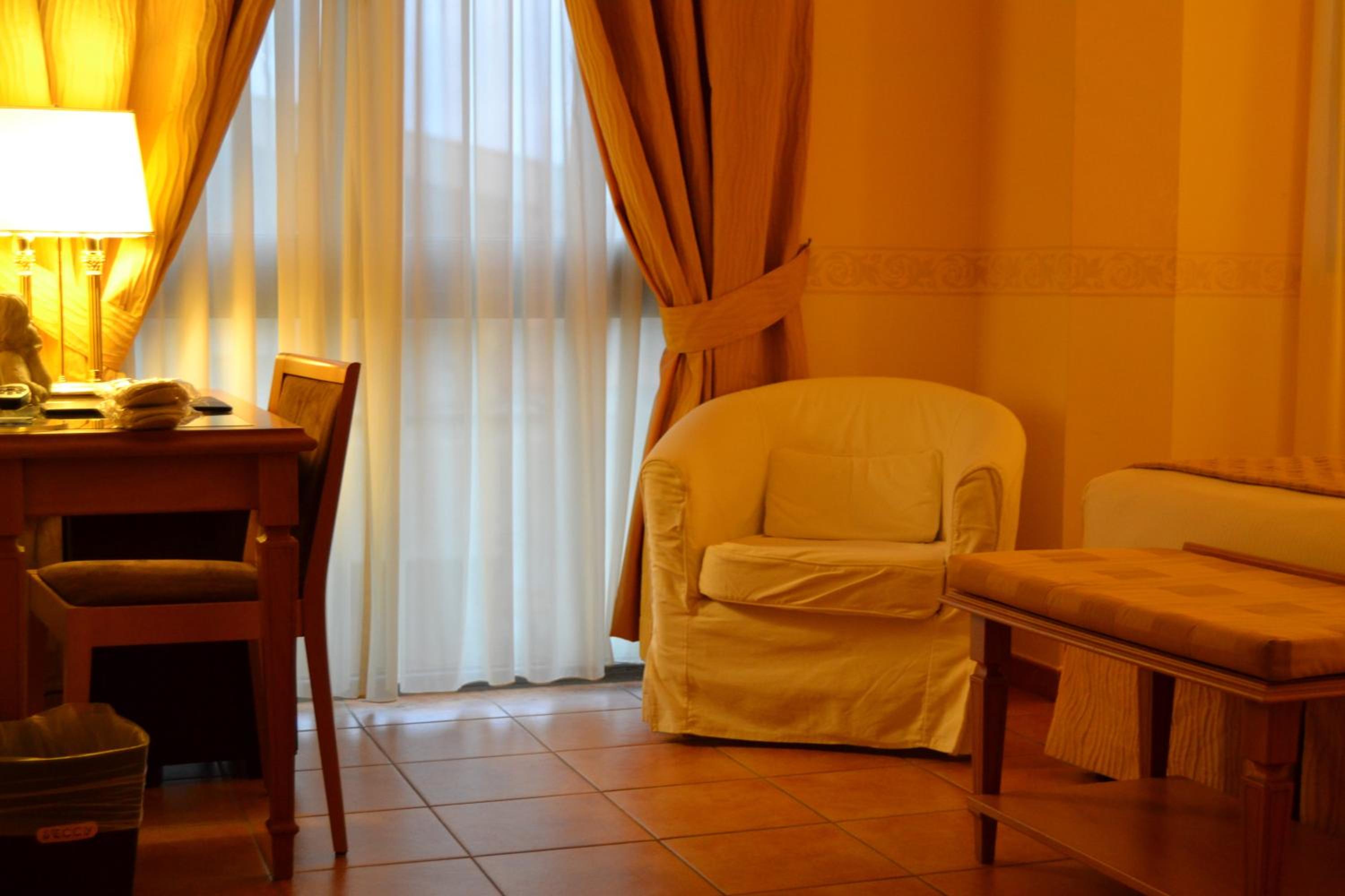Royal Double Room - Photo 2