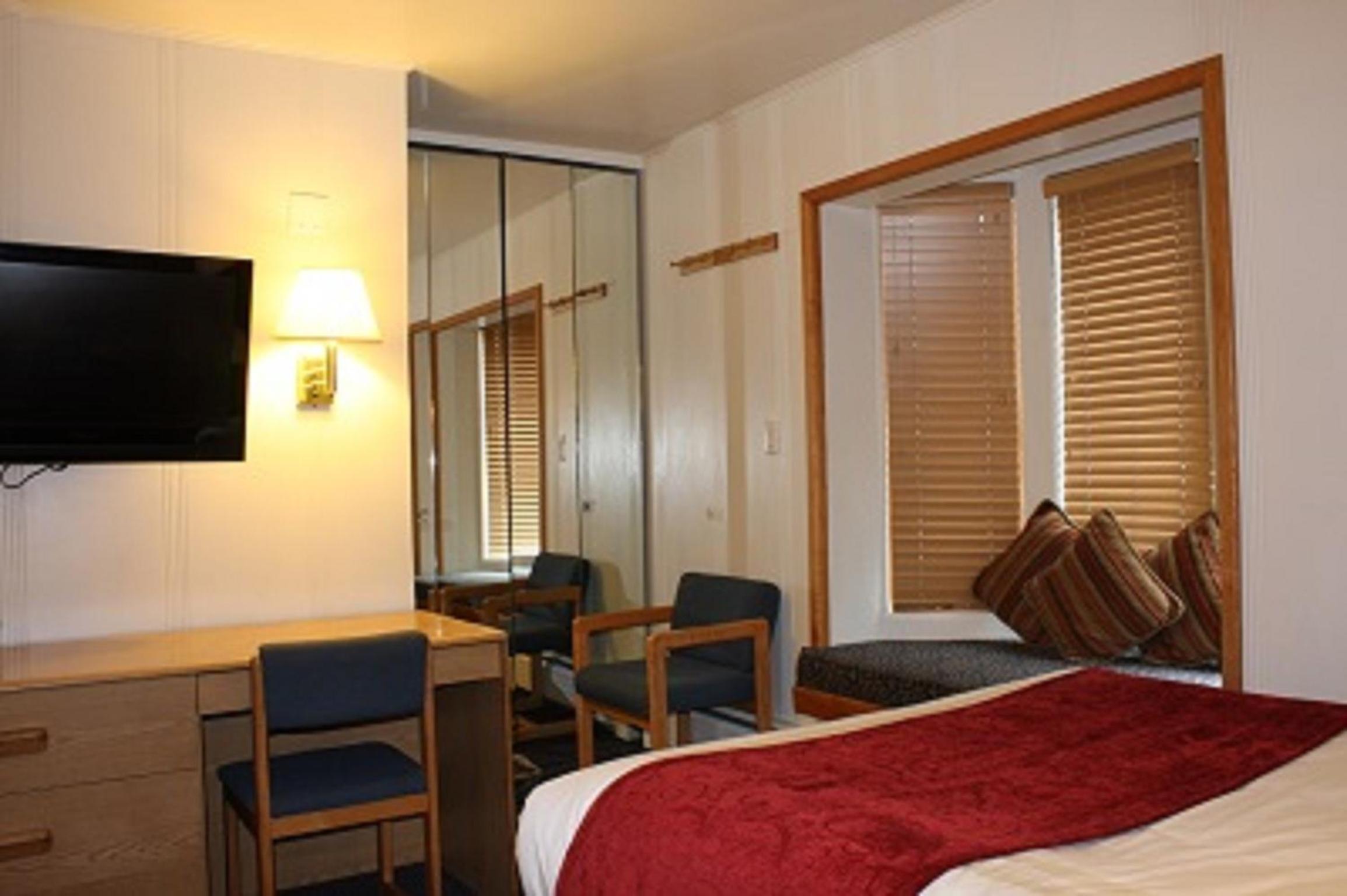 Standard Double Room - Photo 3