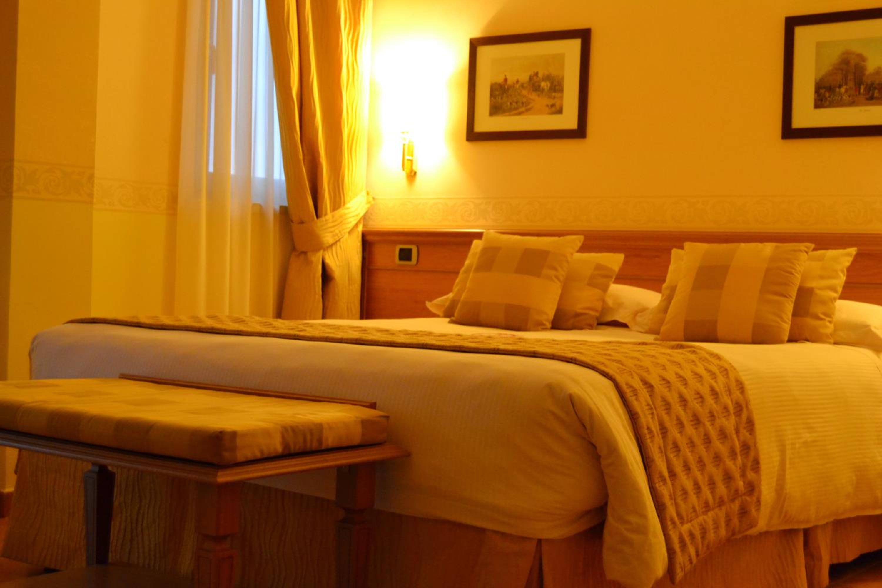 Deluxe Double Room - Photo 2