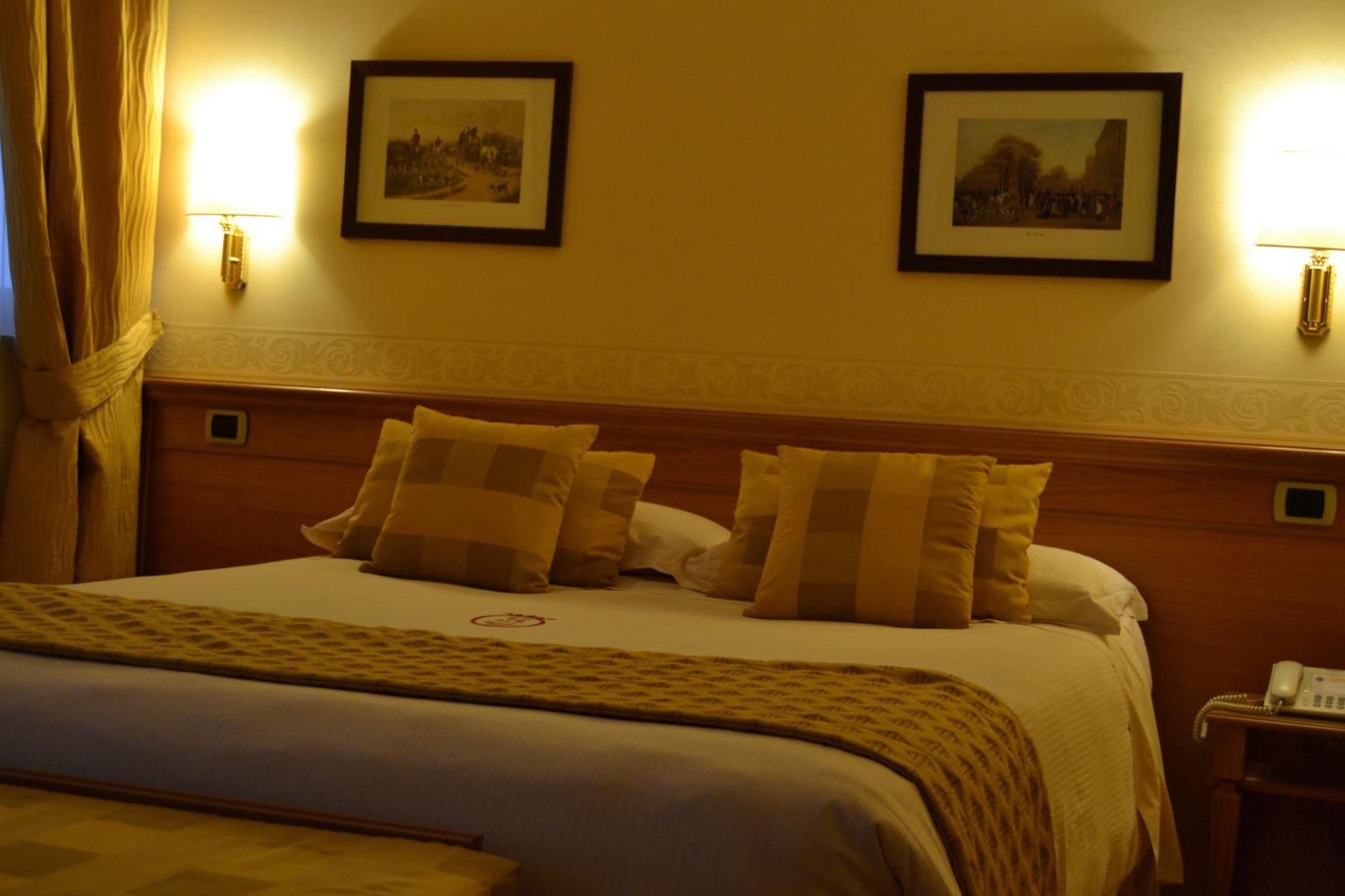 Deluxe Double Room - Photo 3