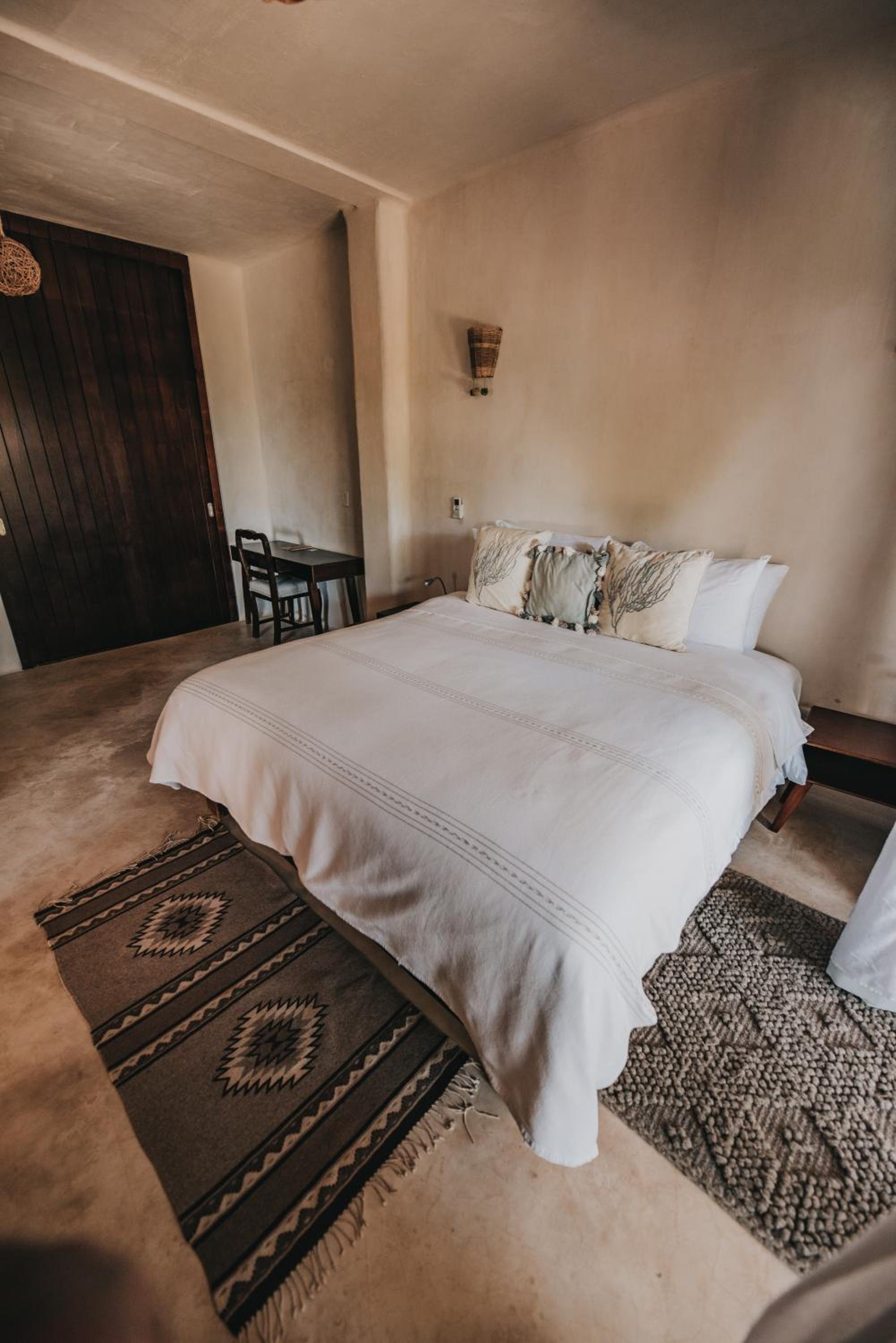 Superior Double Room - Photo 12