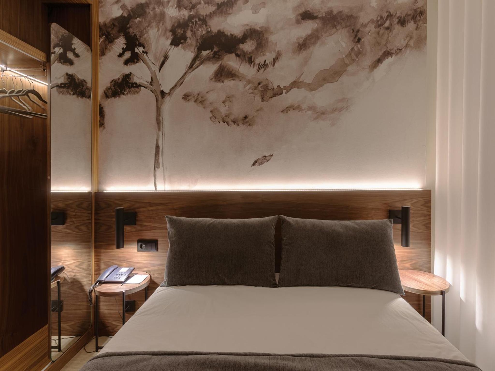 Standard Double Room - Photo 3