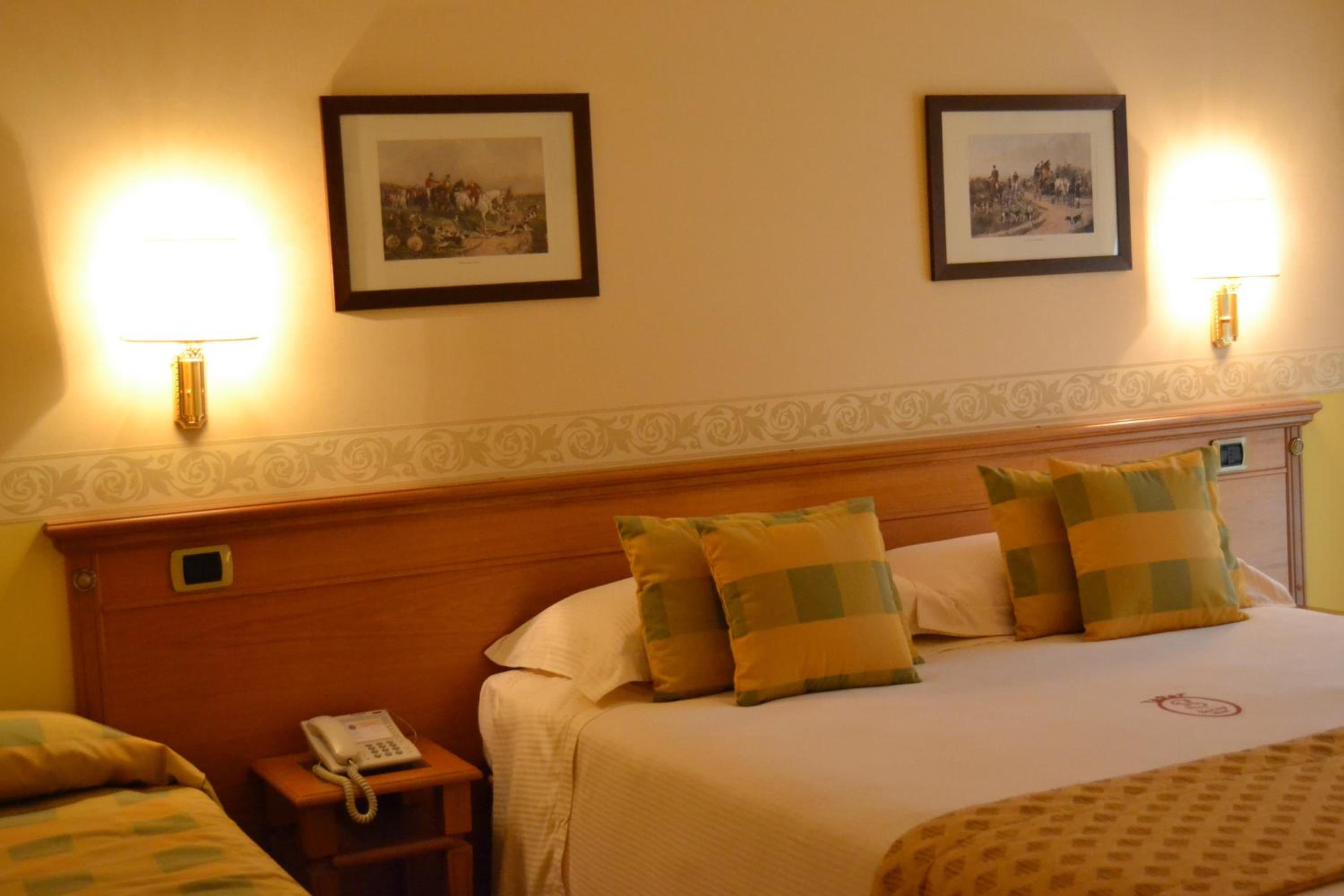 Deluxe Triple Room - Photo 4