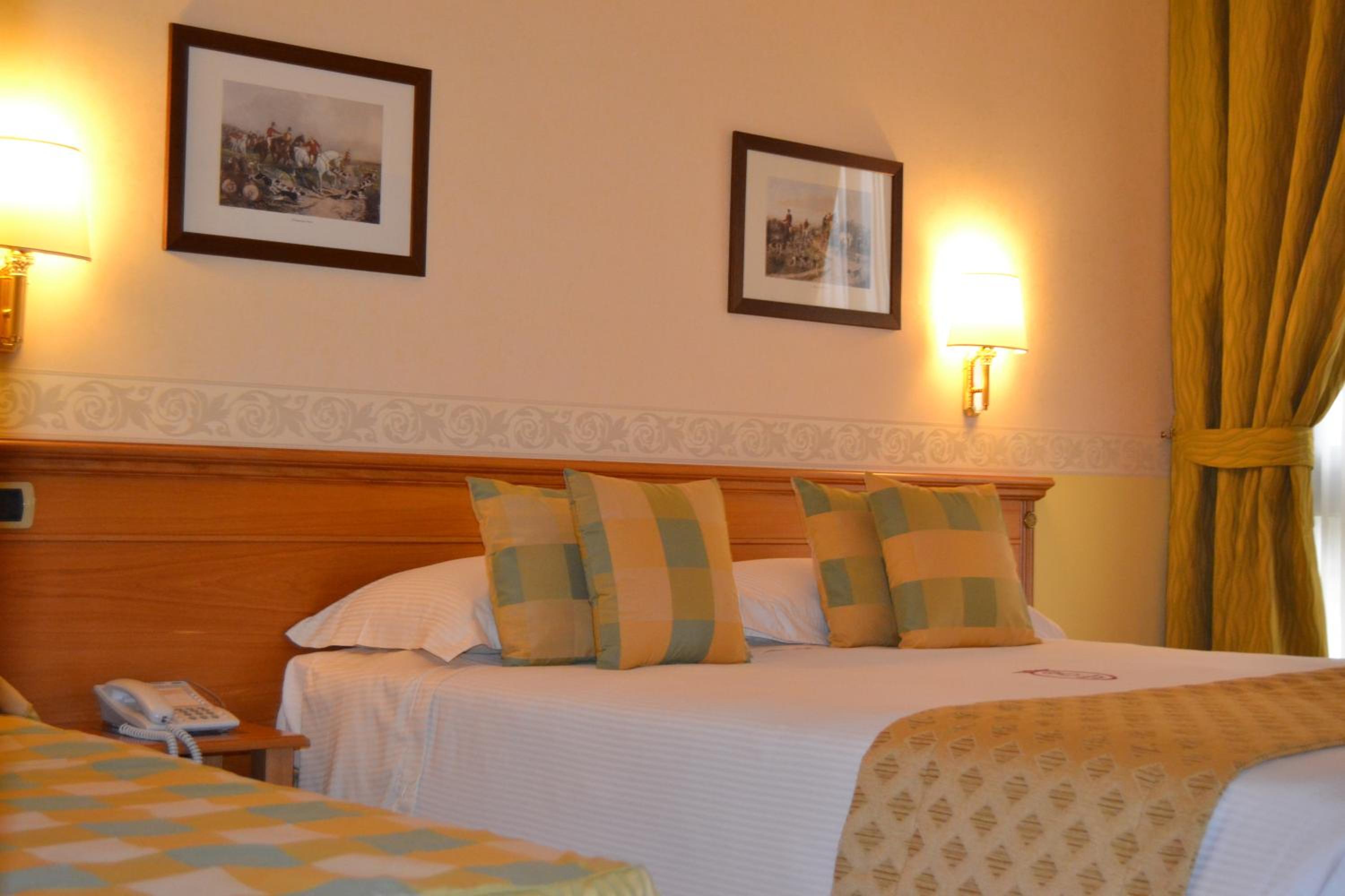 Deluxe Triple Room - Photo 7