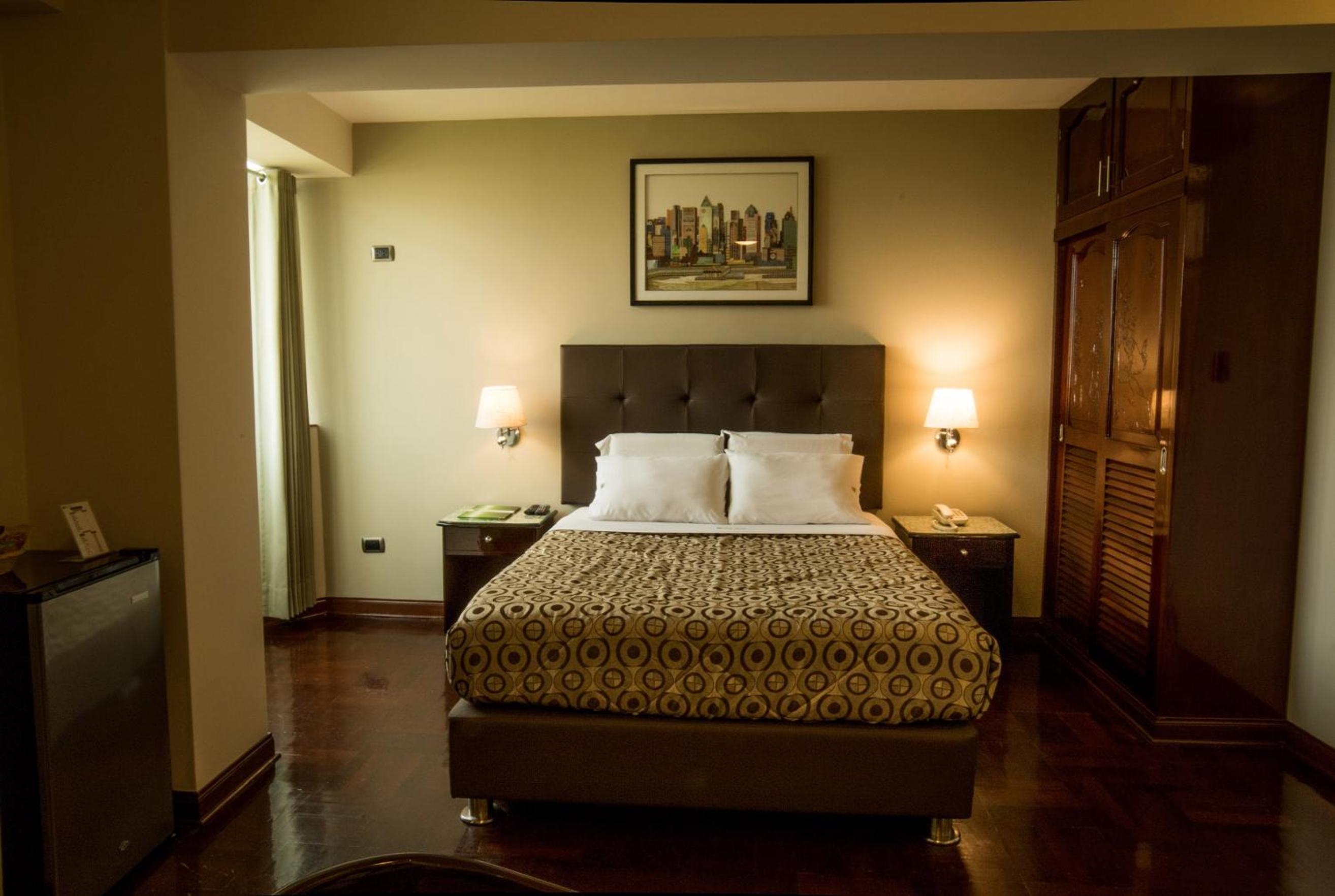 Suite photo 1