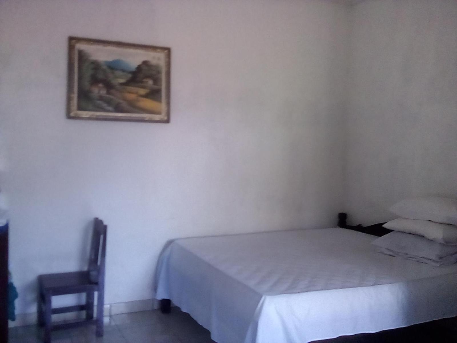 Double Room - Photo 9