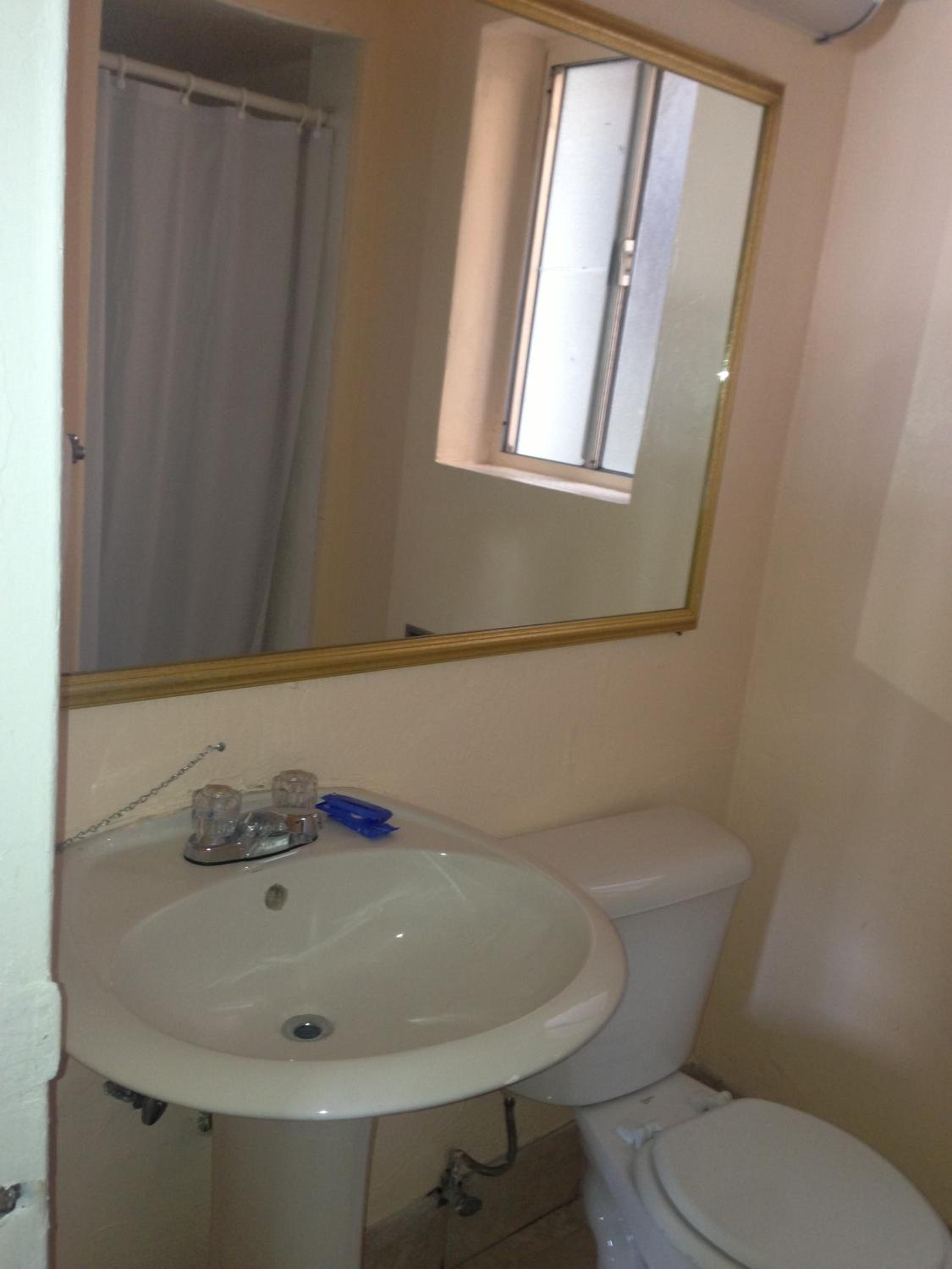 Double Room with Two Double Beds - Non-Smoking - Photo 5