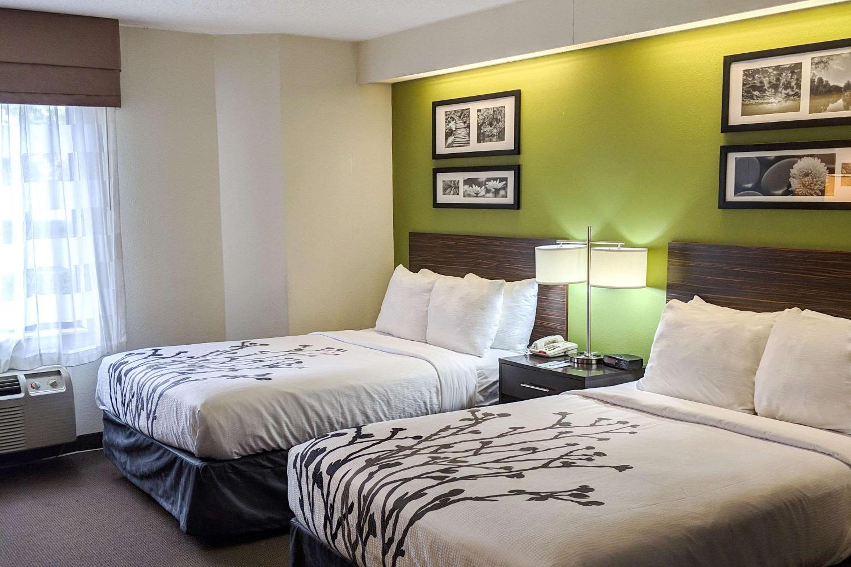 Double Room with Two Double Beds - Non-Smoking - Photo 6