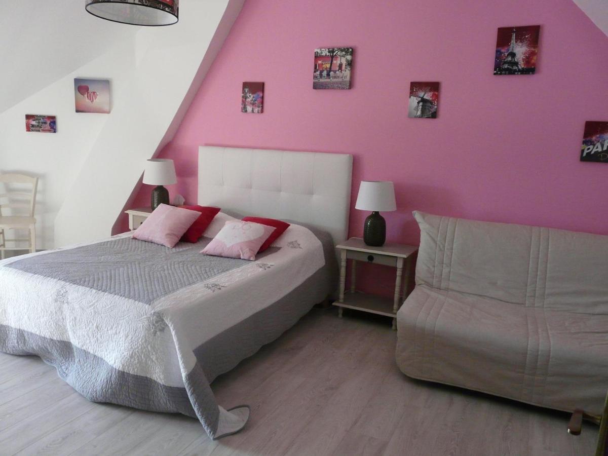 Family Room photo 2