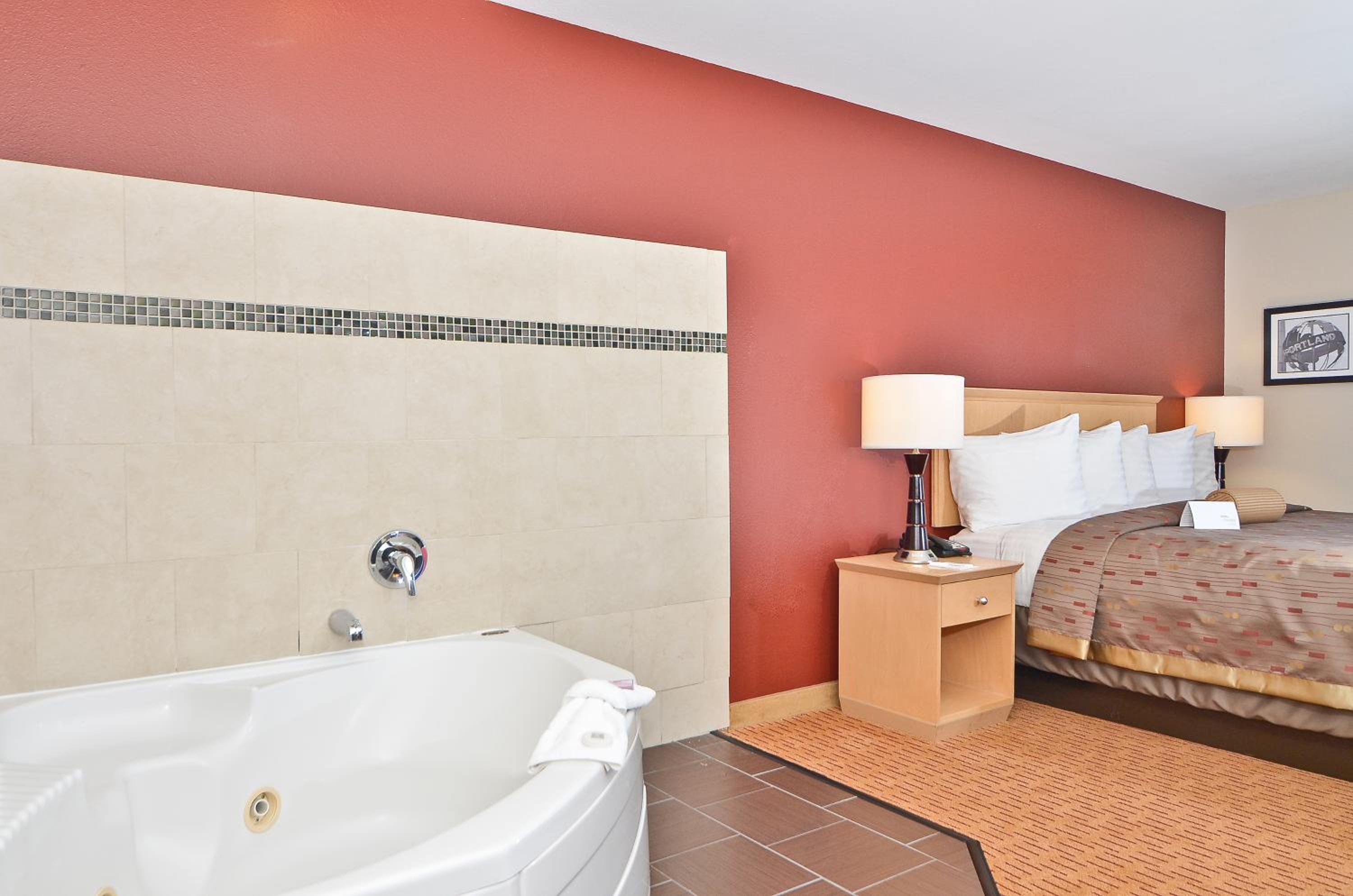 King Suite - Photo 2