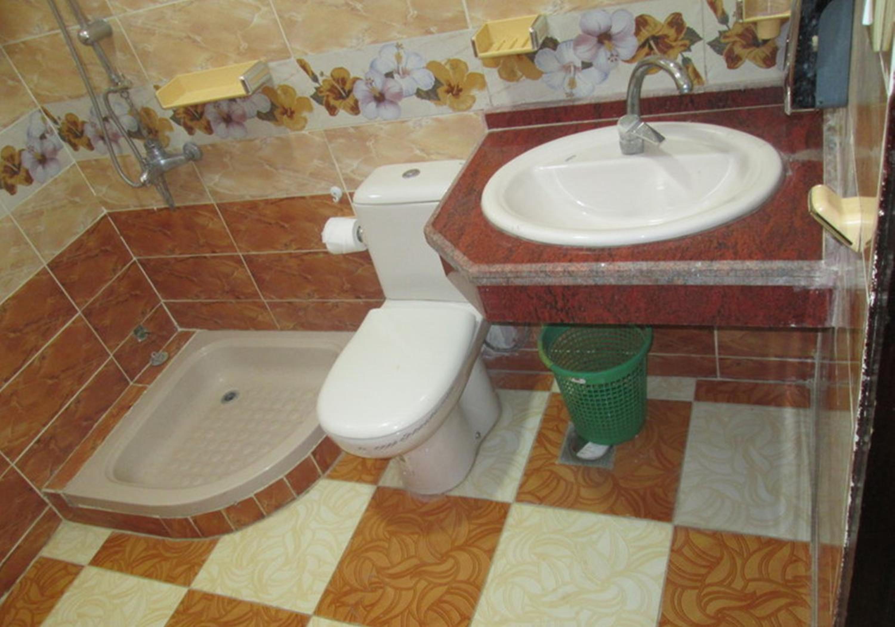 Two-Bedroom Apartment - Photo 30