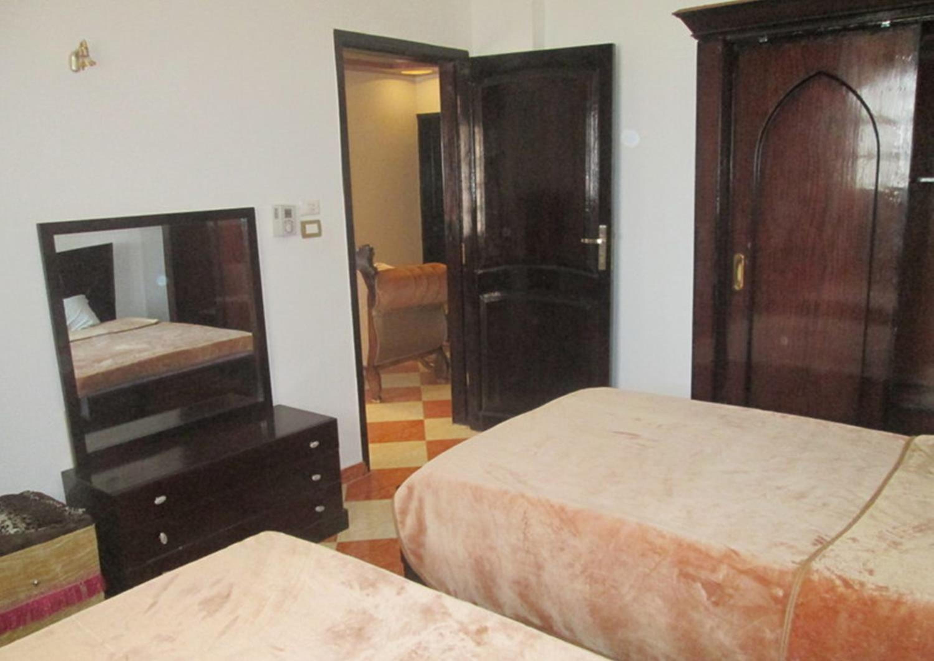 Two-Bedroom Apartment - Photo 11