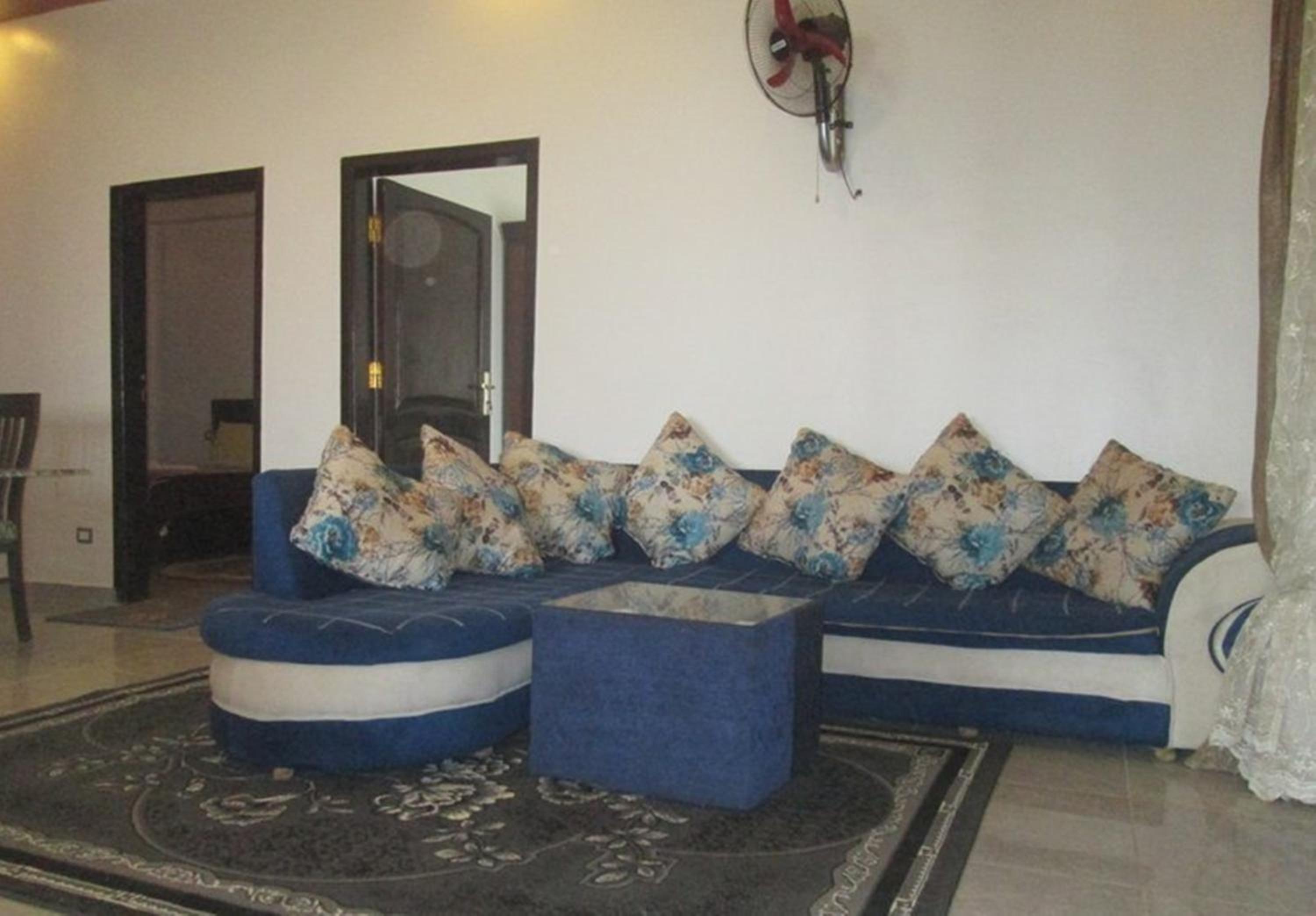 Two-Bedroom Apartment - Photo 14