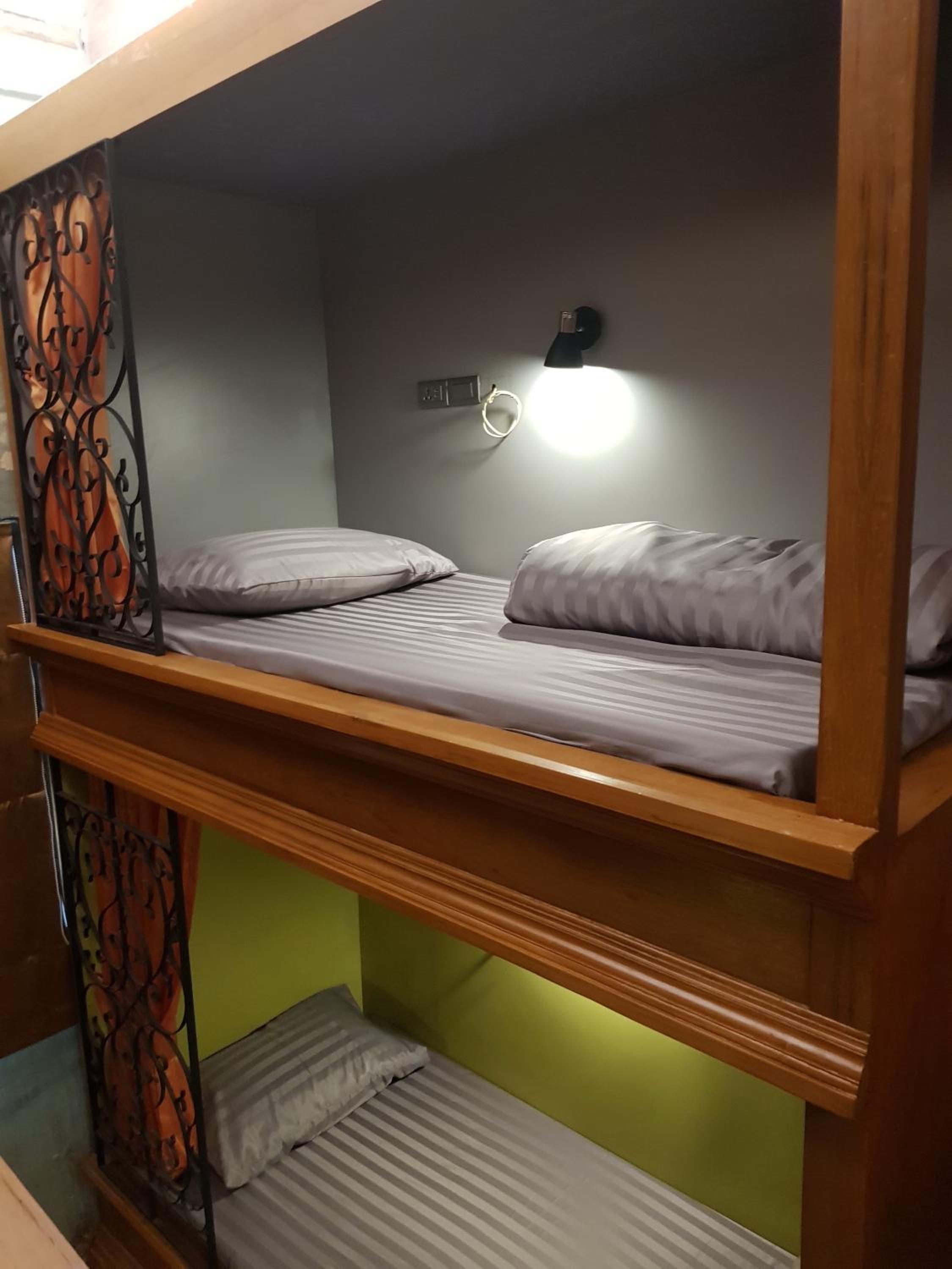 Bunk Bed in Female Dormitory Room   photo 1