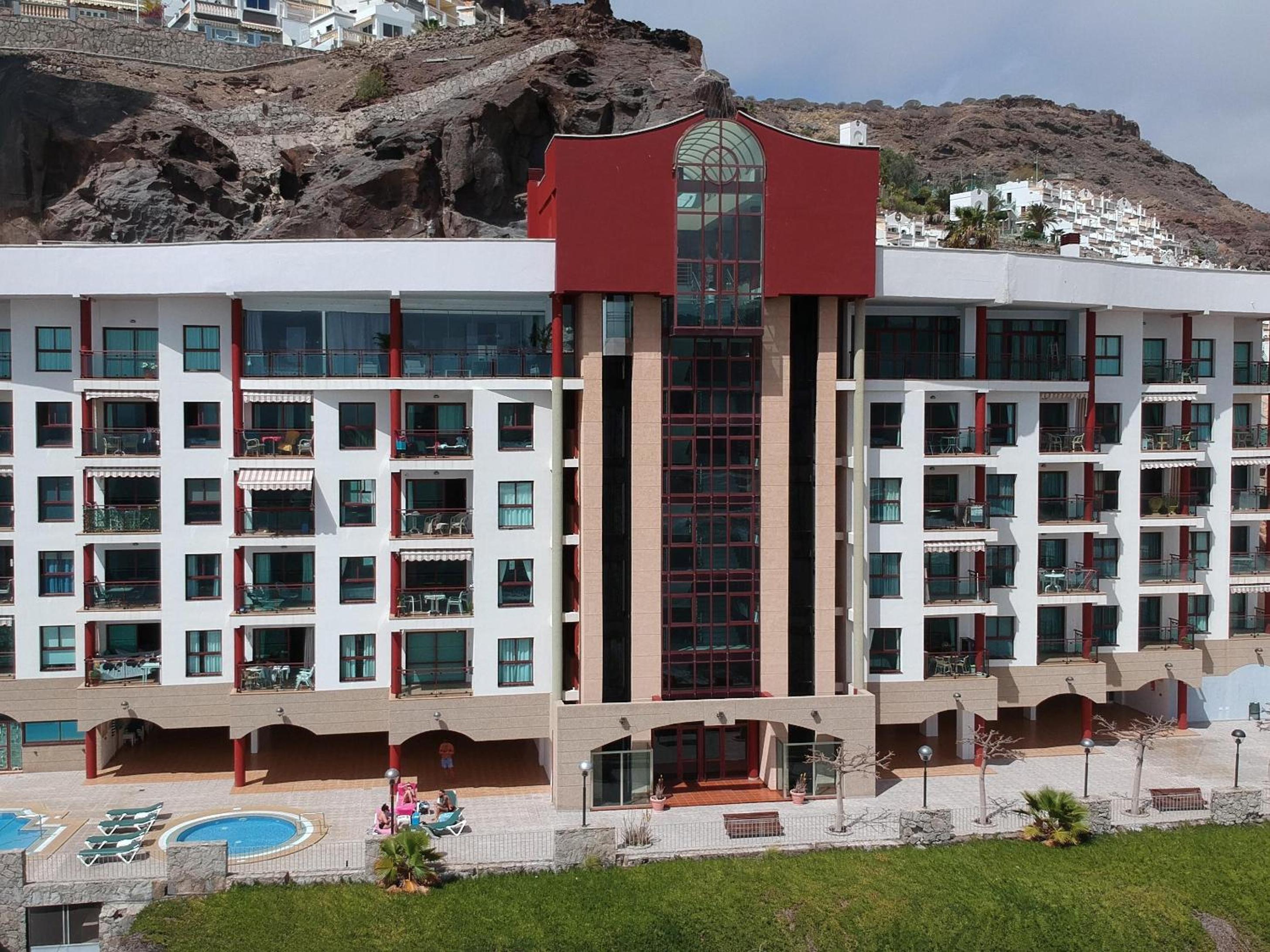 Apartment with Sea View photo 2