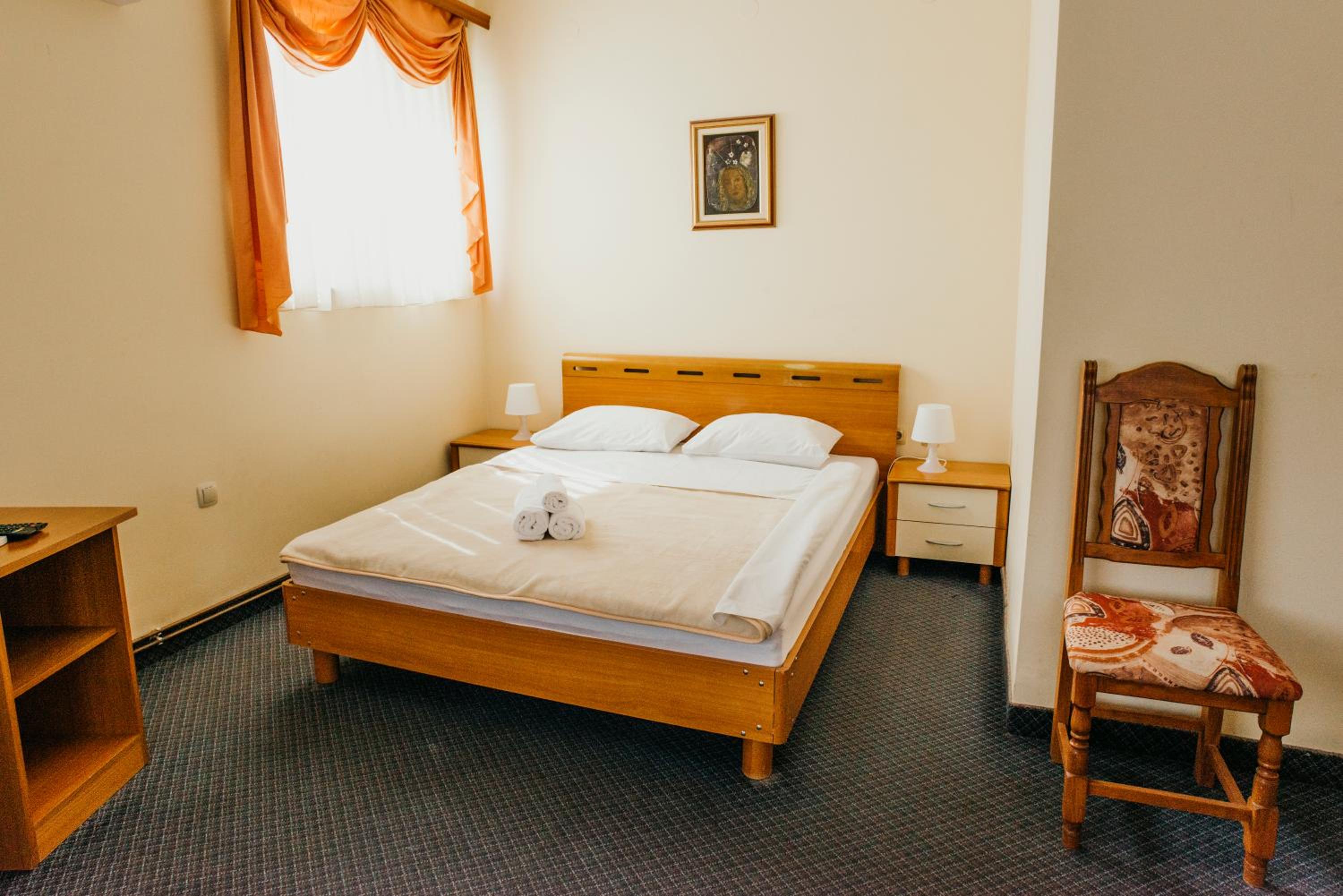 Double or Twin Room - Photo 2