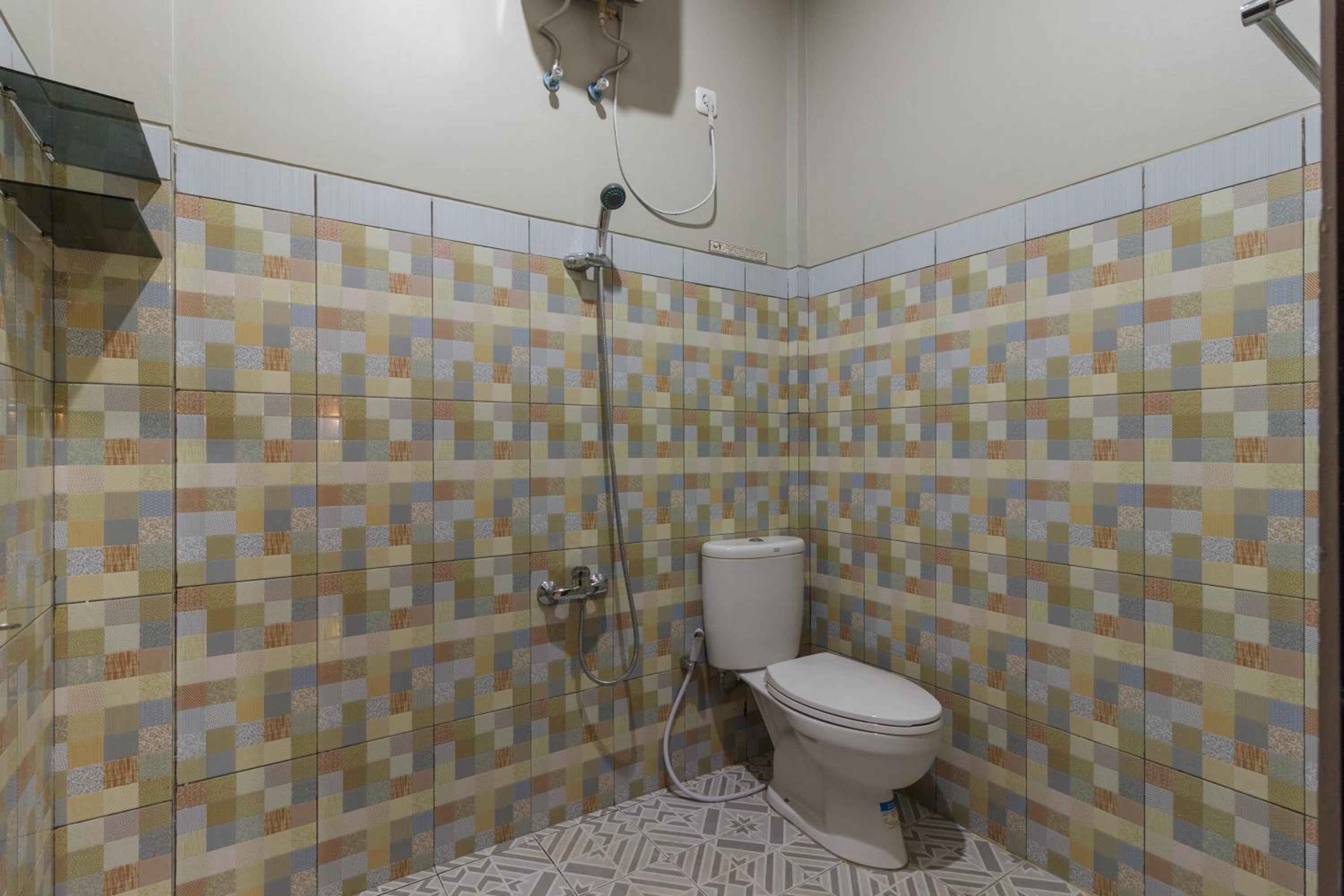 Deluxe Double or Twin Room - Photo 7