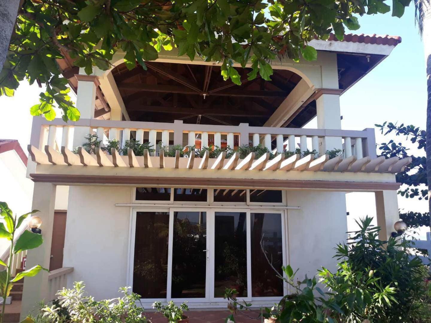 Villa with Garden View - Photo 4