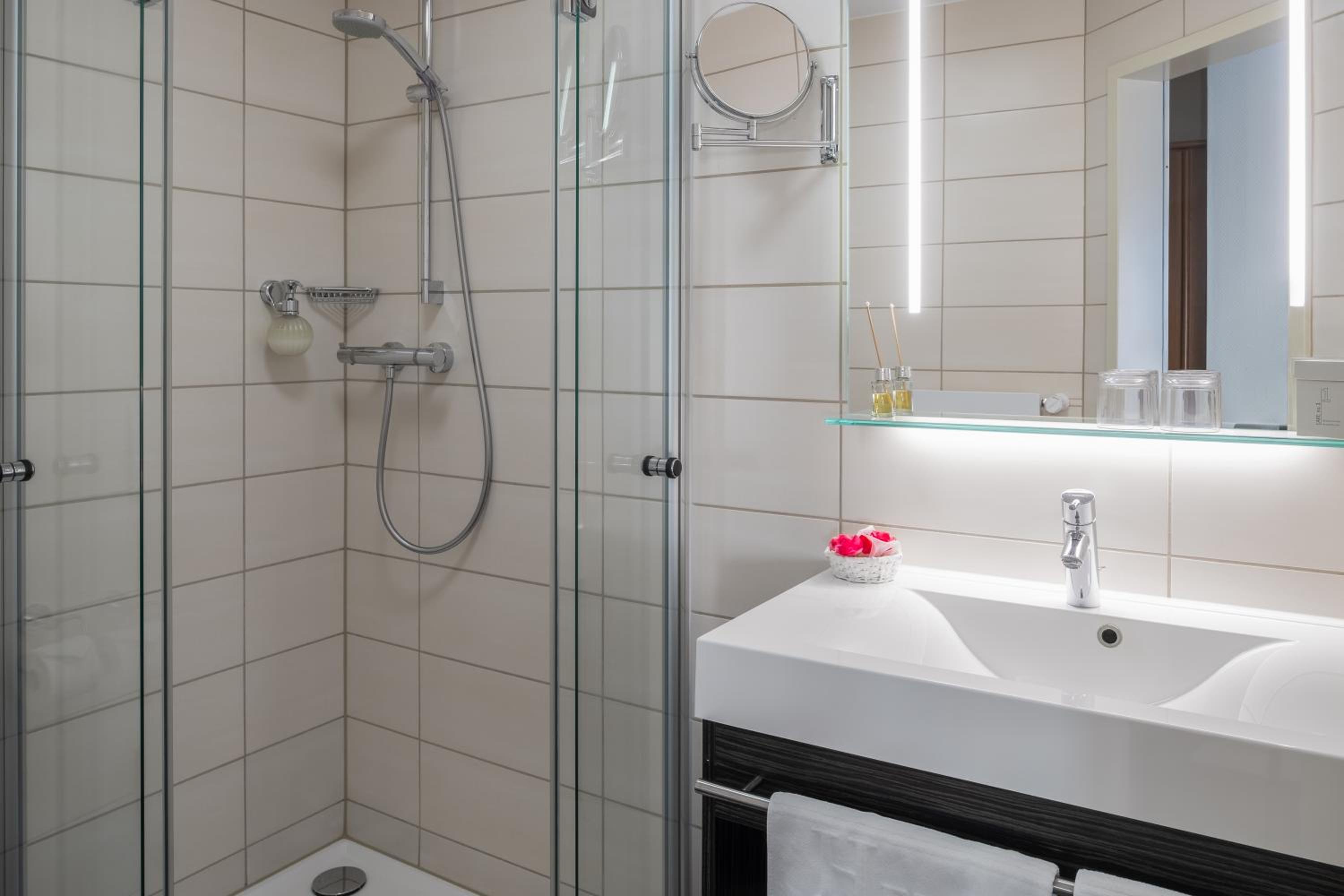 Classic Double Room - Photo 8