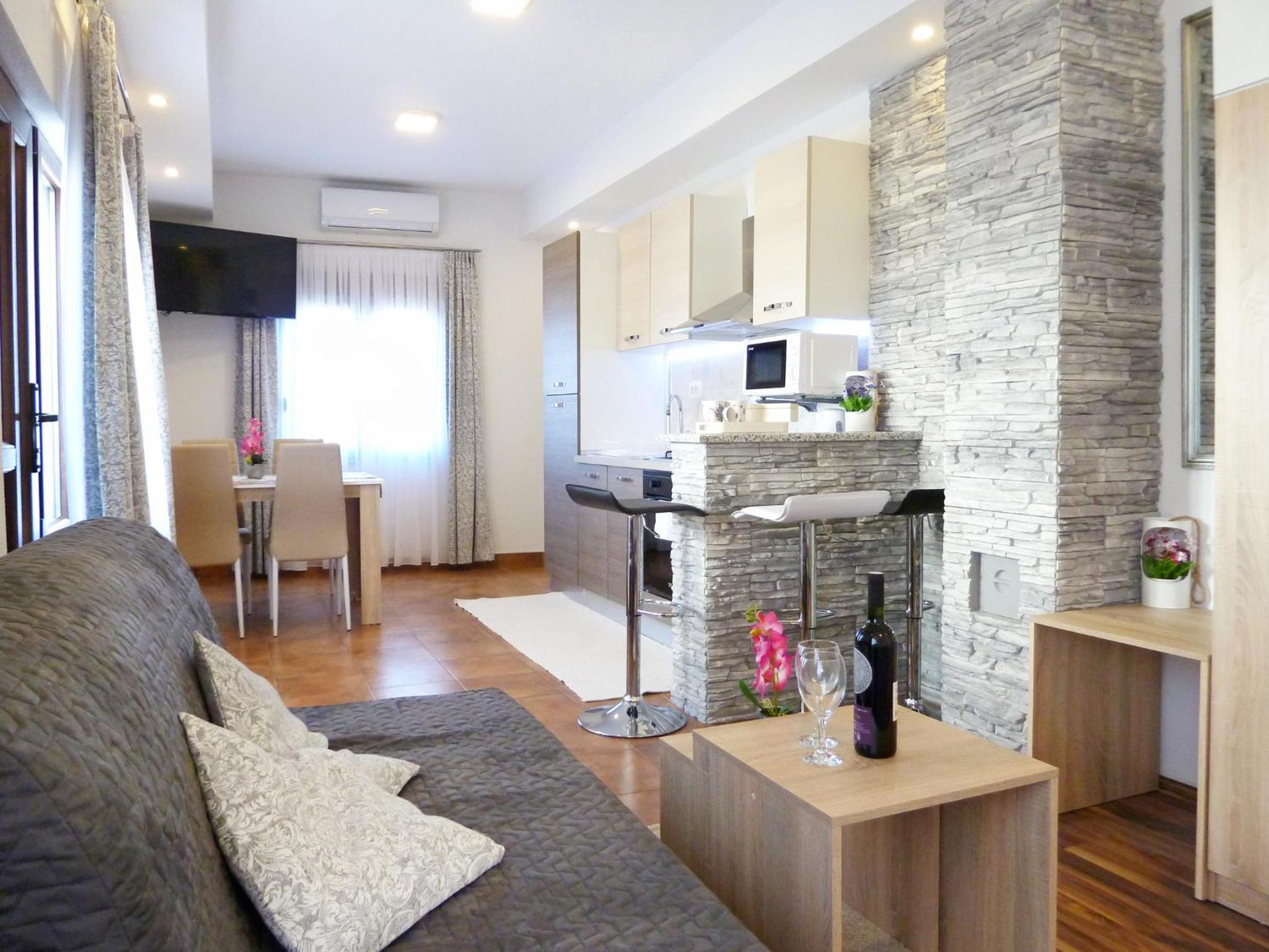 Studio Apartment photo 2