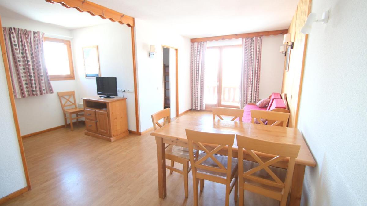 Two-Bedroom Apartment photo 2