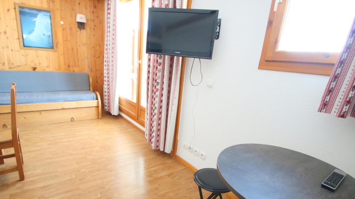 Two-Bedroom Apartment photo 2