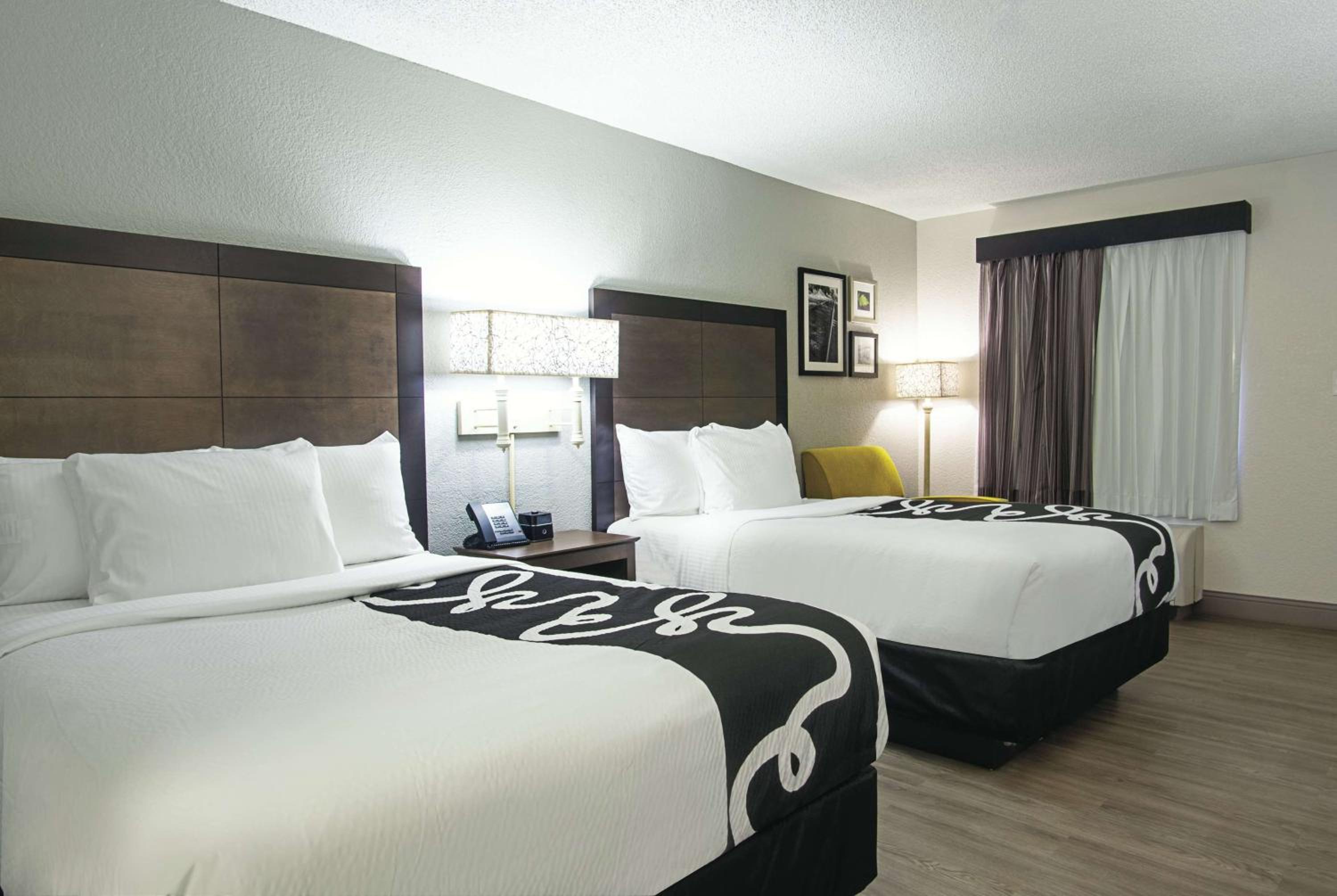 Double Room With Two Double Beds - Non-Smoking