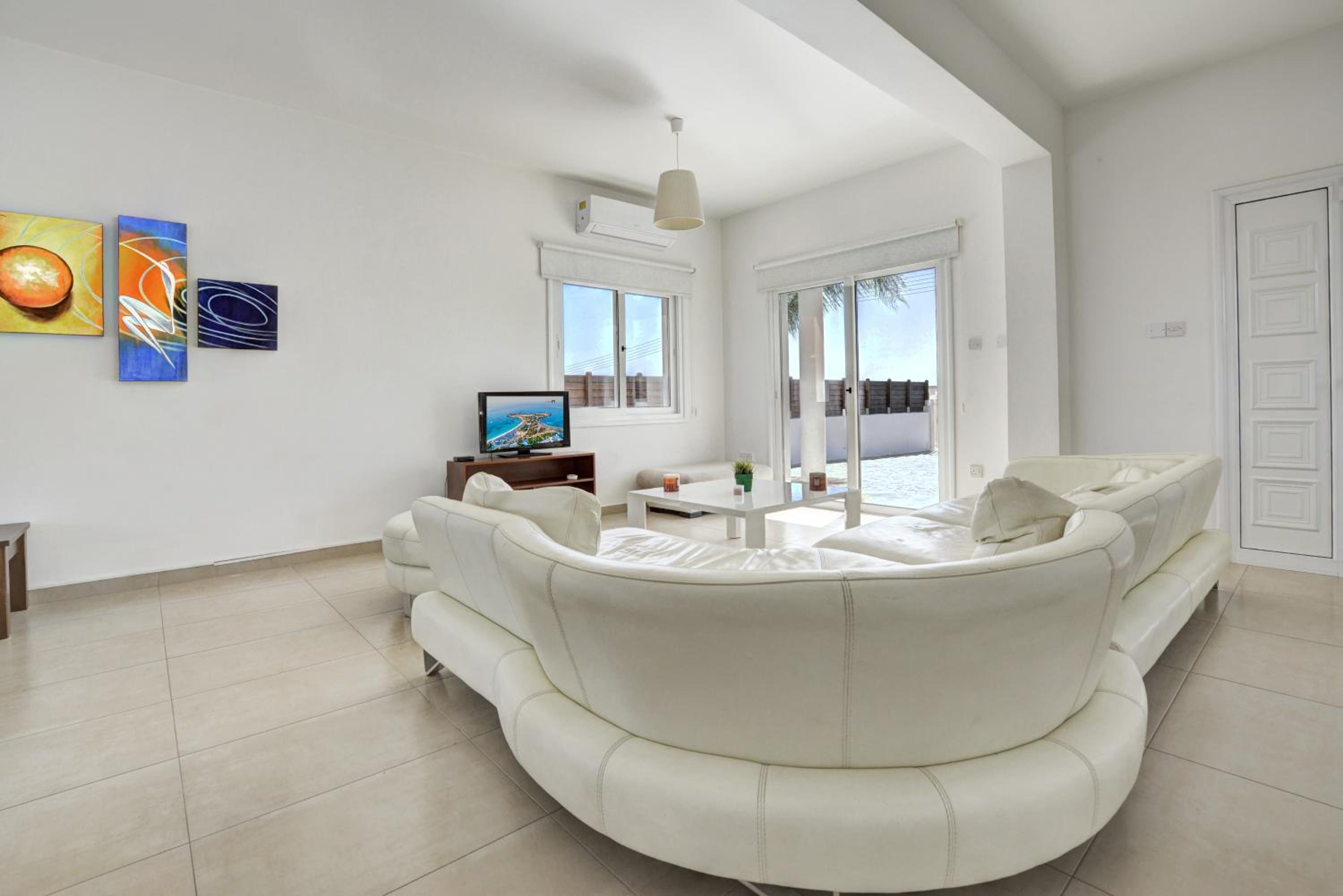 Villa - Photo 7