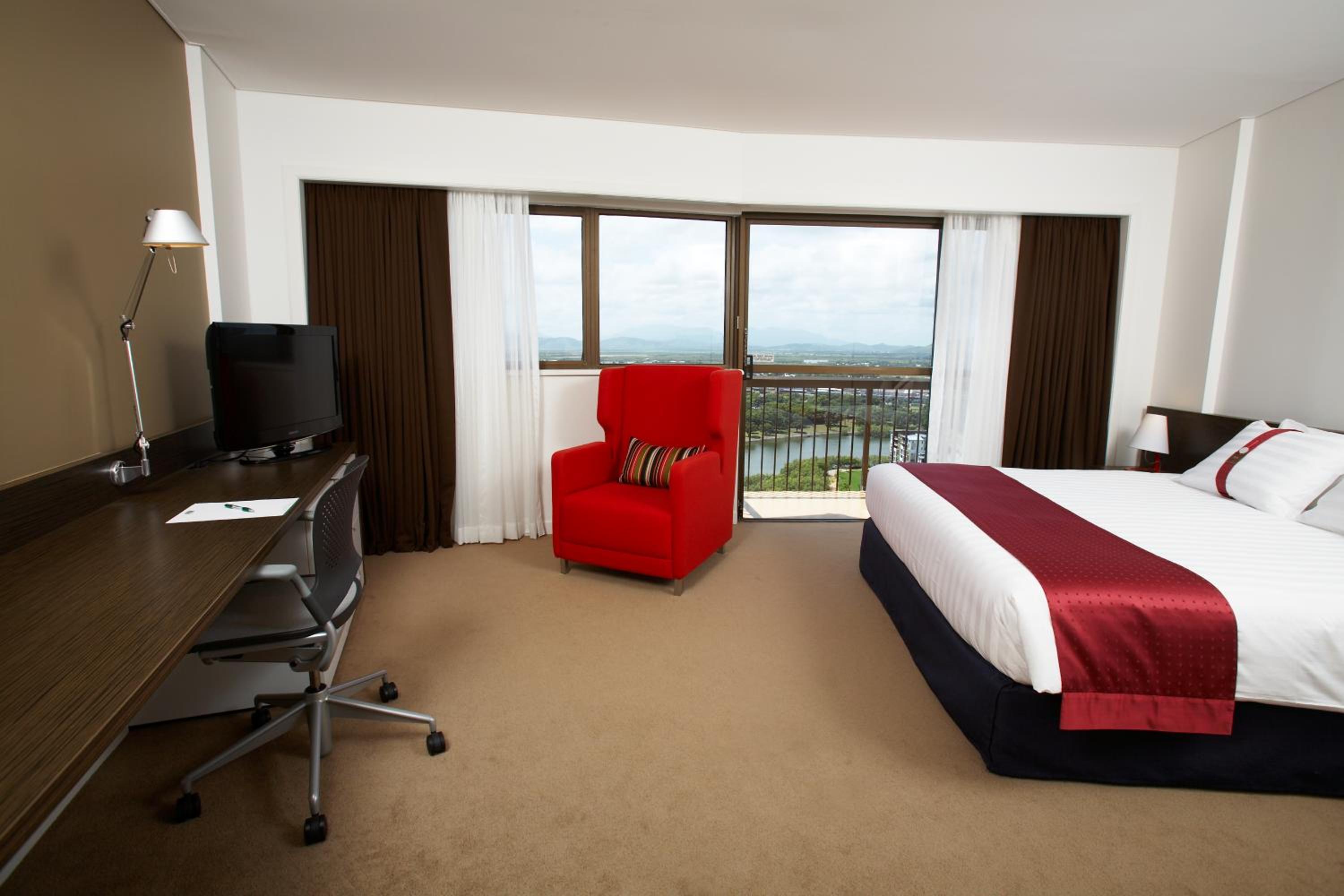 Executive King Room - Photo 4