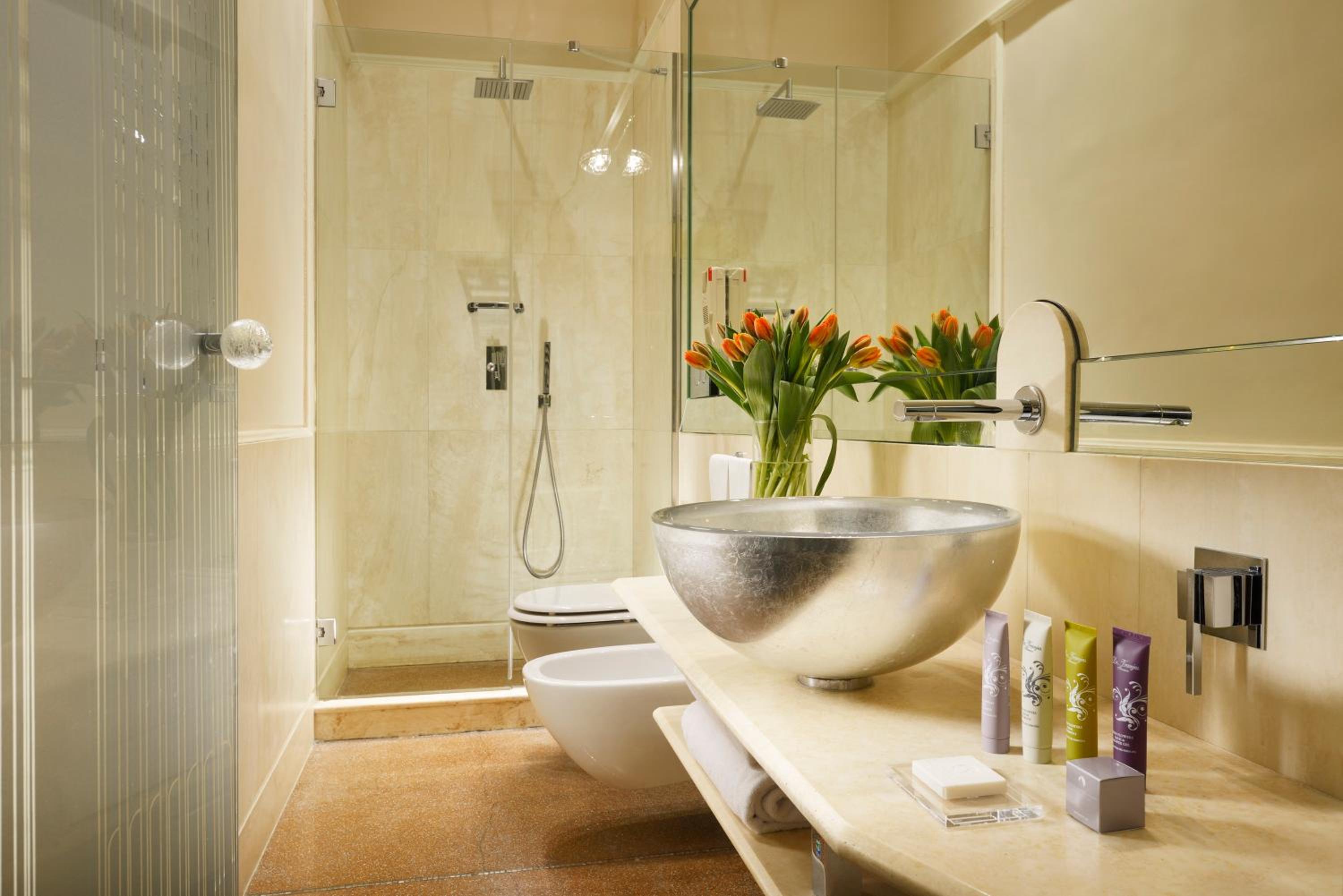 Classic Double or Twin Room - Photo 3